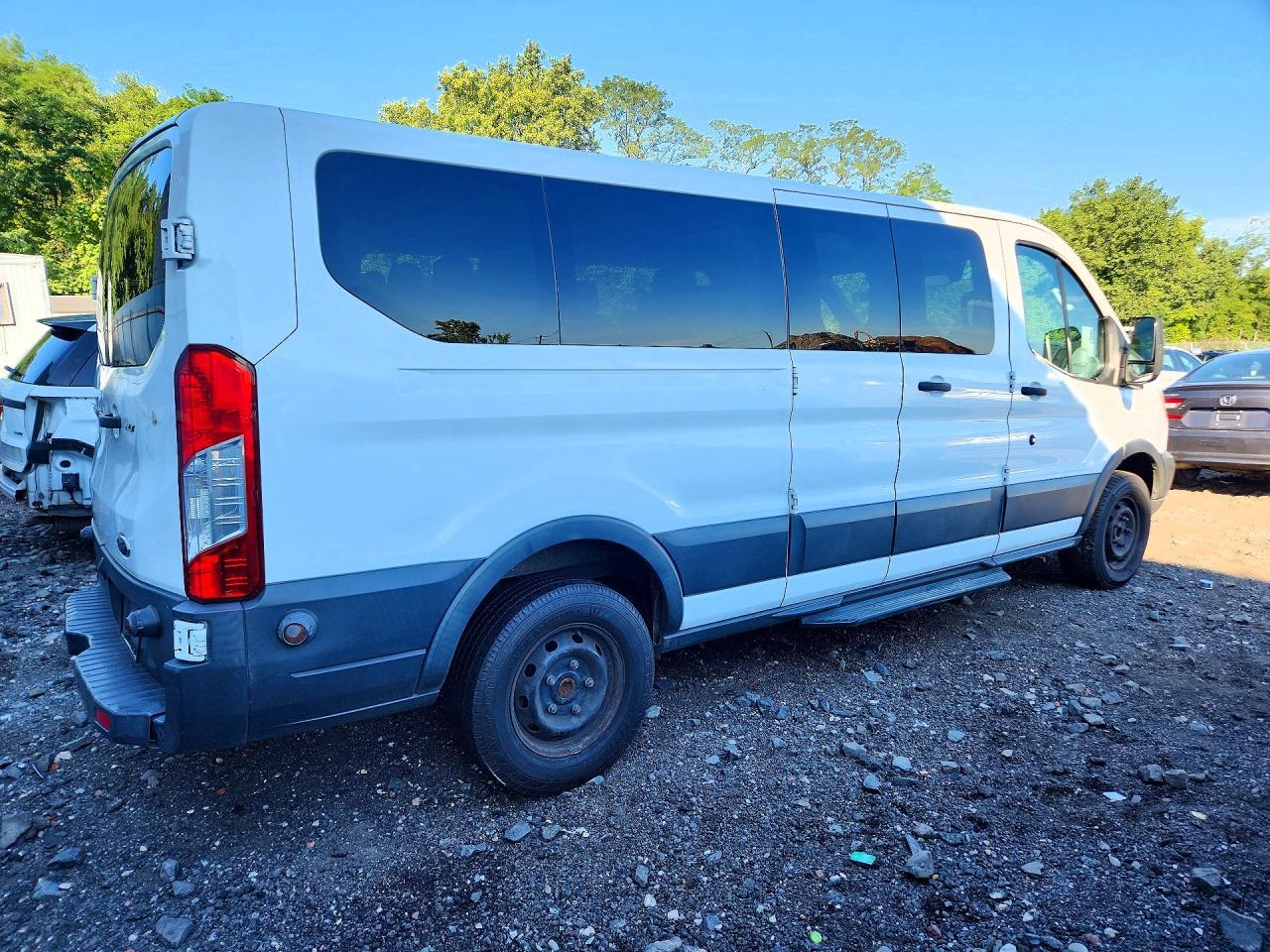 2016 Ford Transit, T-350