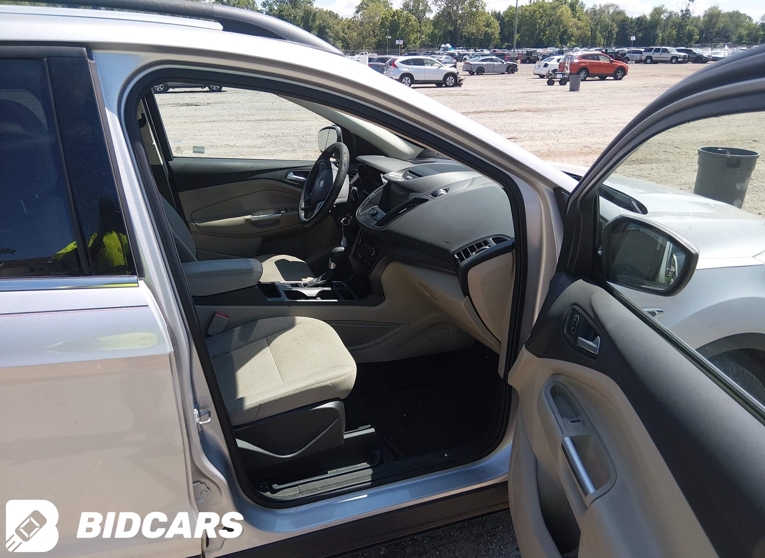 2017 Ford Escape, SE