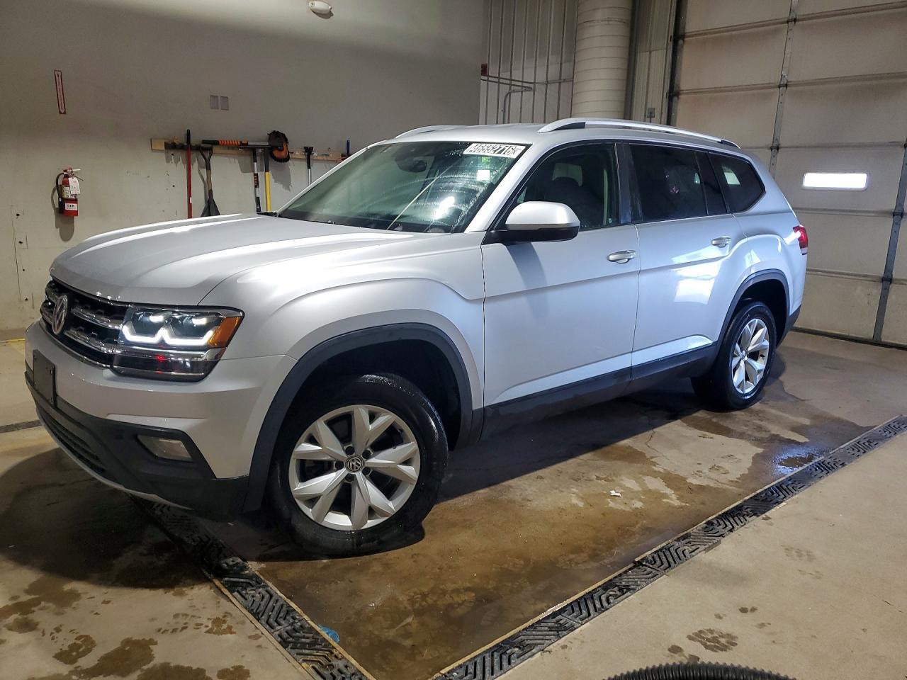 2018 Volkswagen Atlas, SE