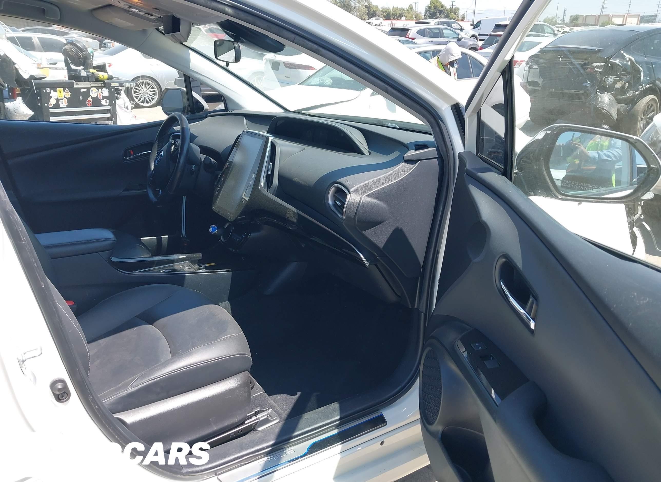2020 Toyota Prius, Prime Xle