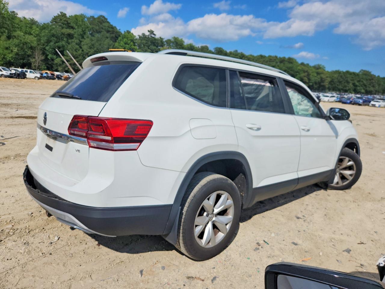 2018 Volkswagen Atlas, SE