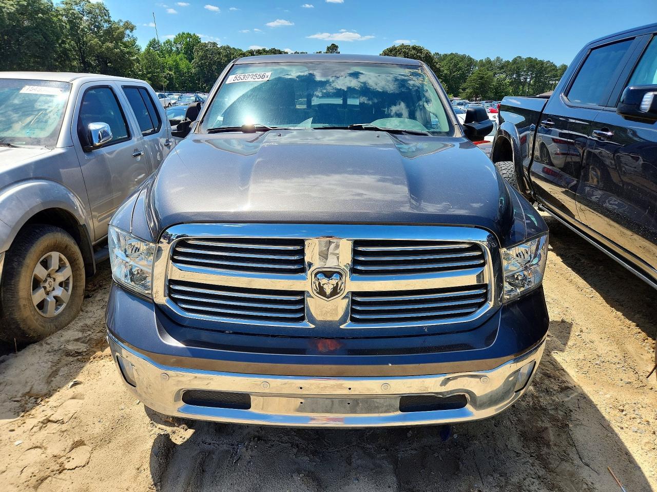 2017 RAM 1500, Slt