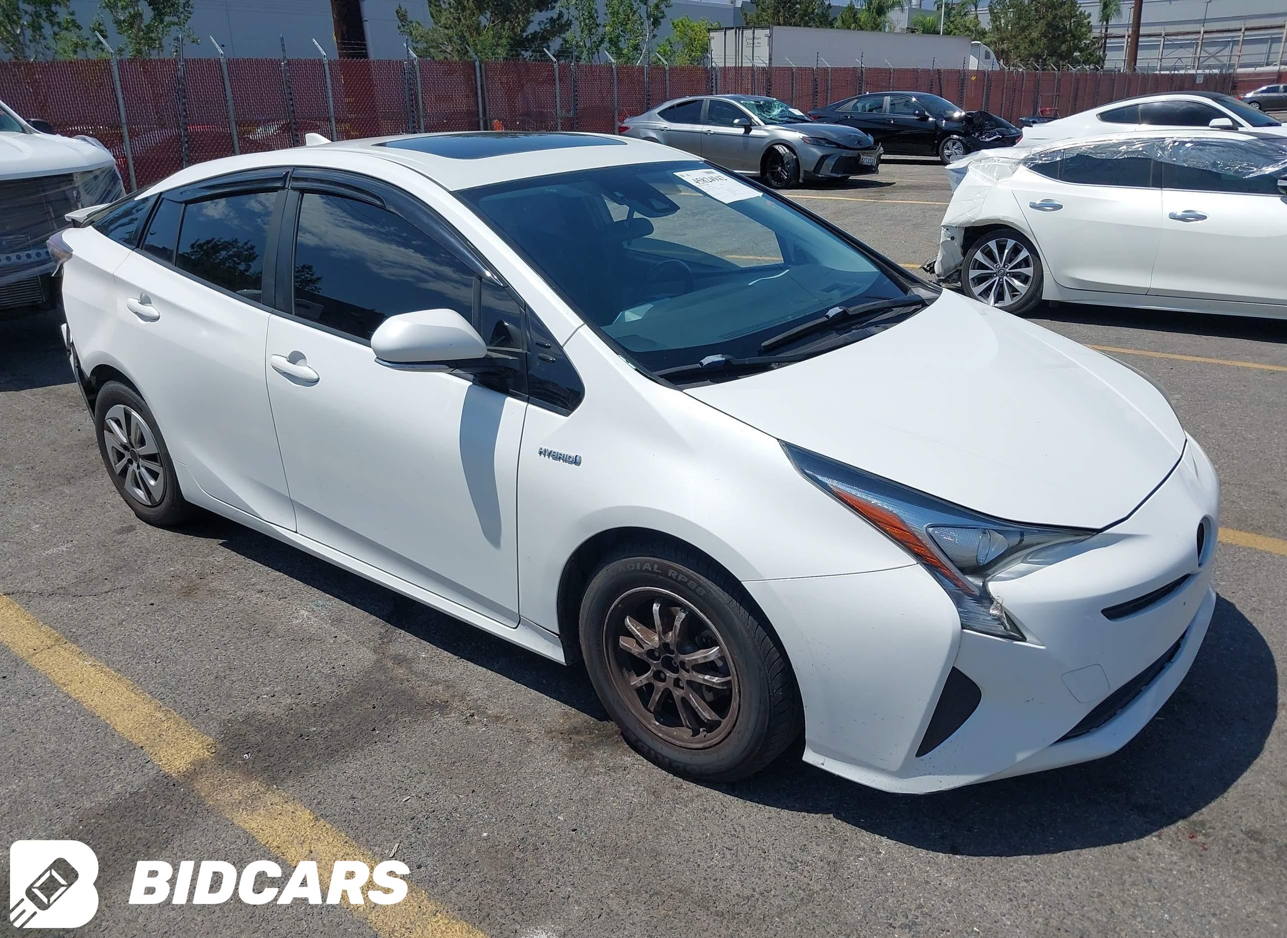 2016 Toyota Prius, Three