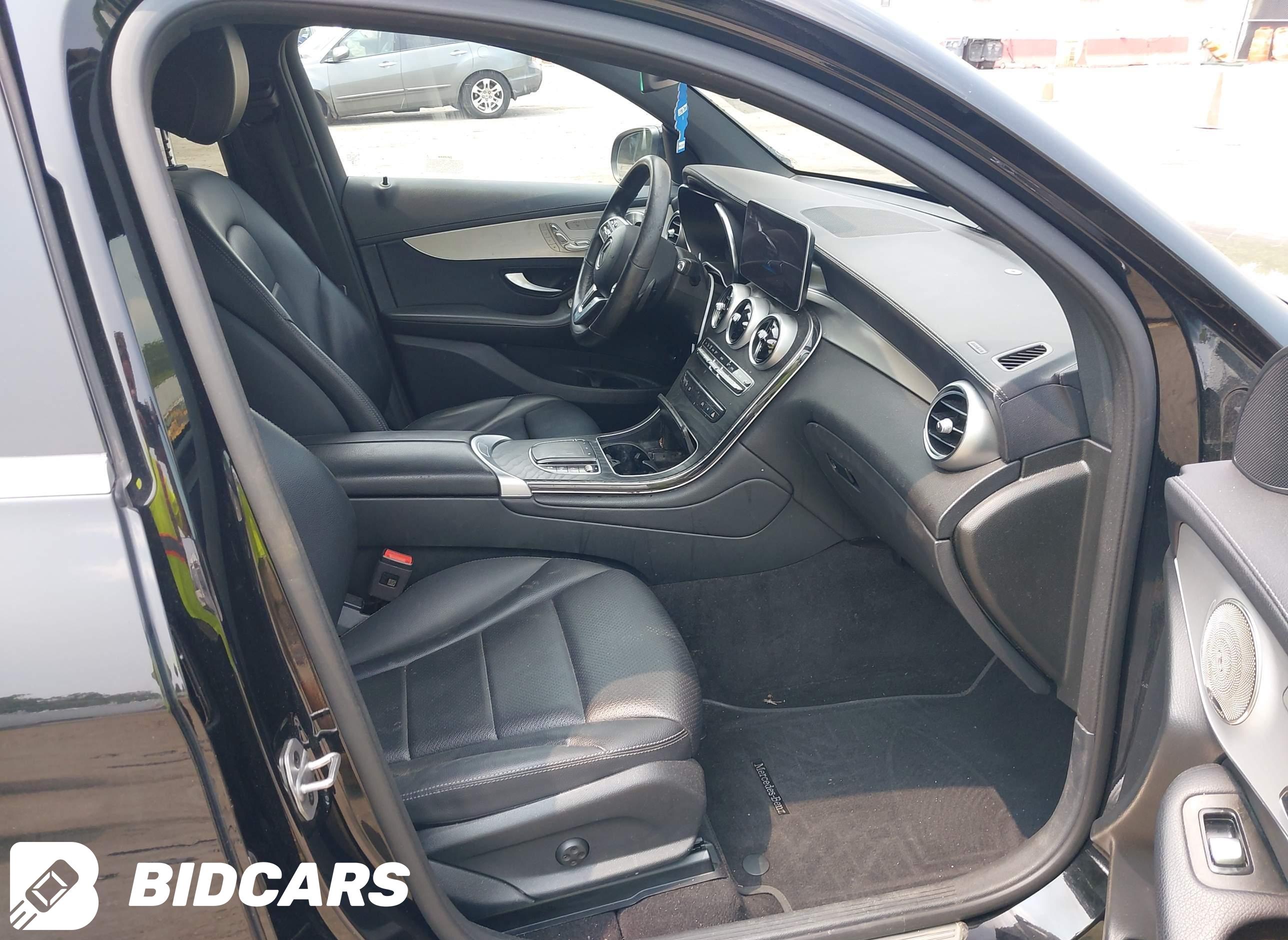 2023 Mercedes-Benz GLC 300, 4...