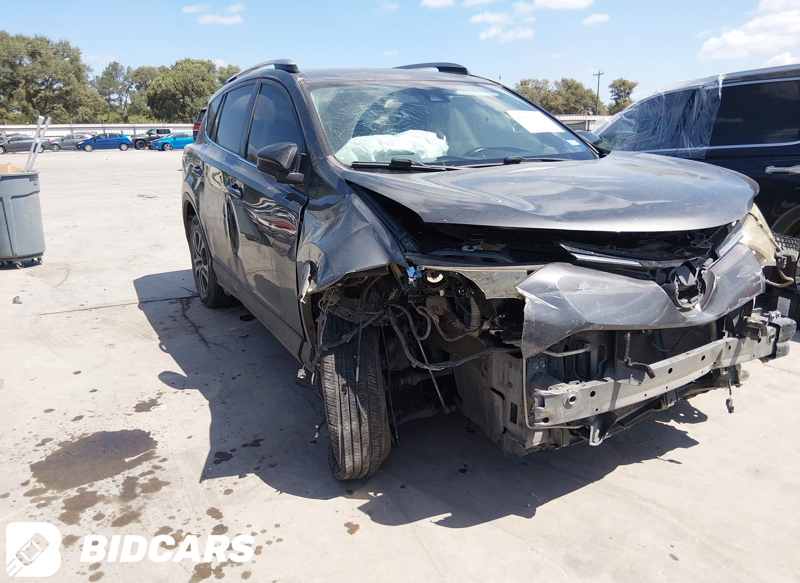2018 Toyota RAV4, LE
