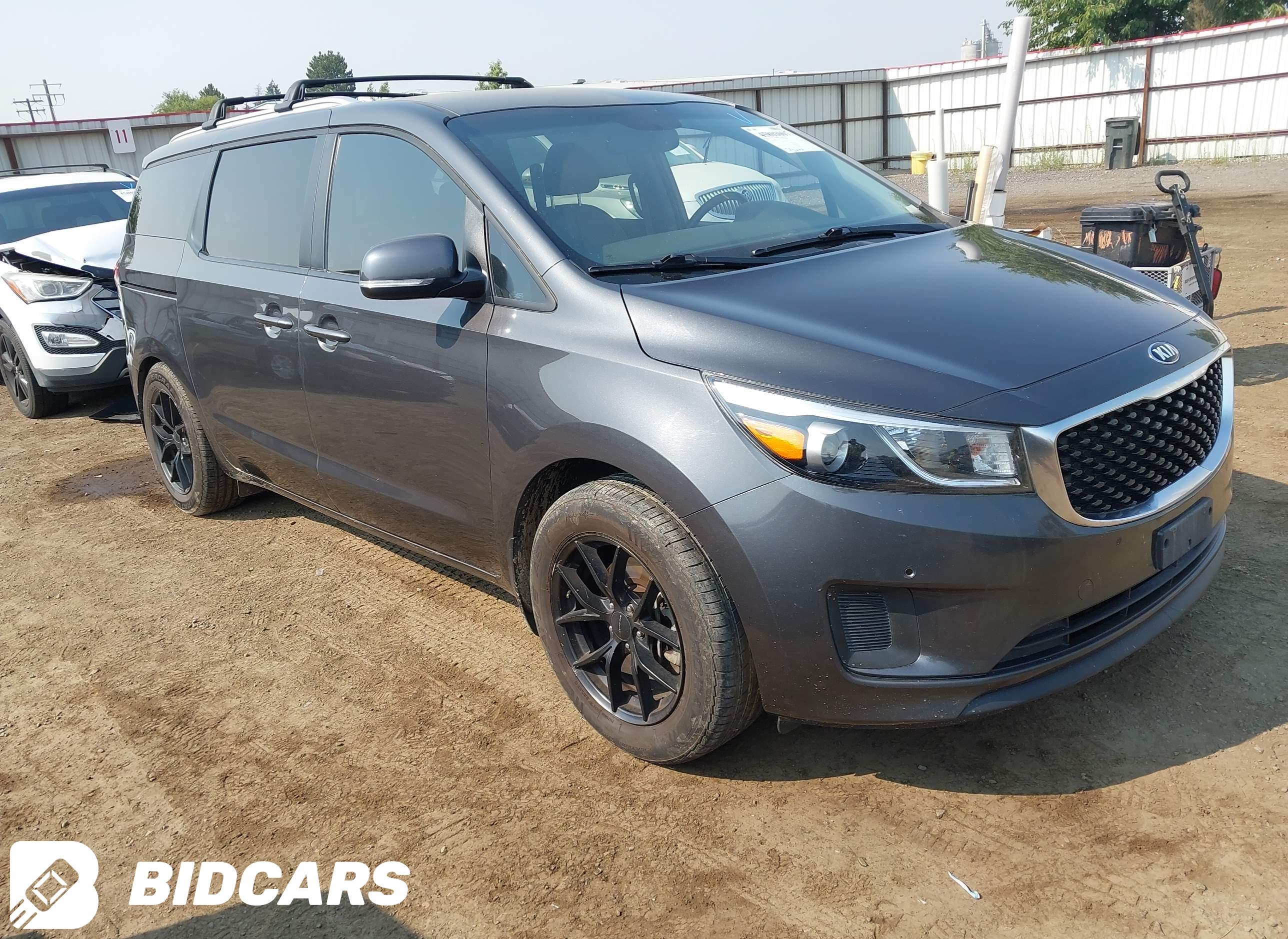 2018 KIA Sedona, LX