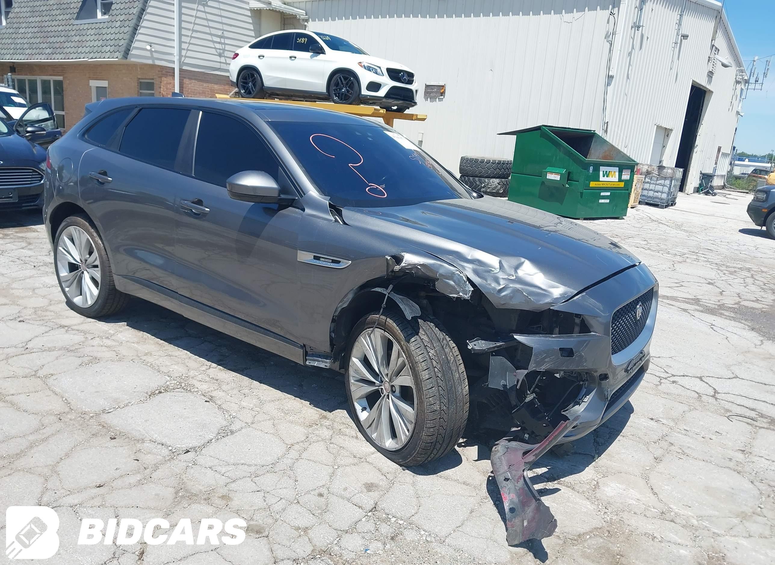 2017 Jaguar F-Pace, 35T R-Sport