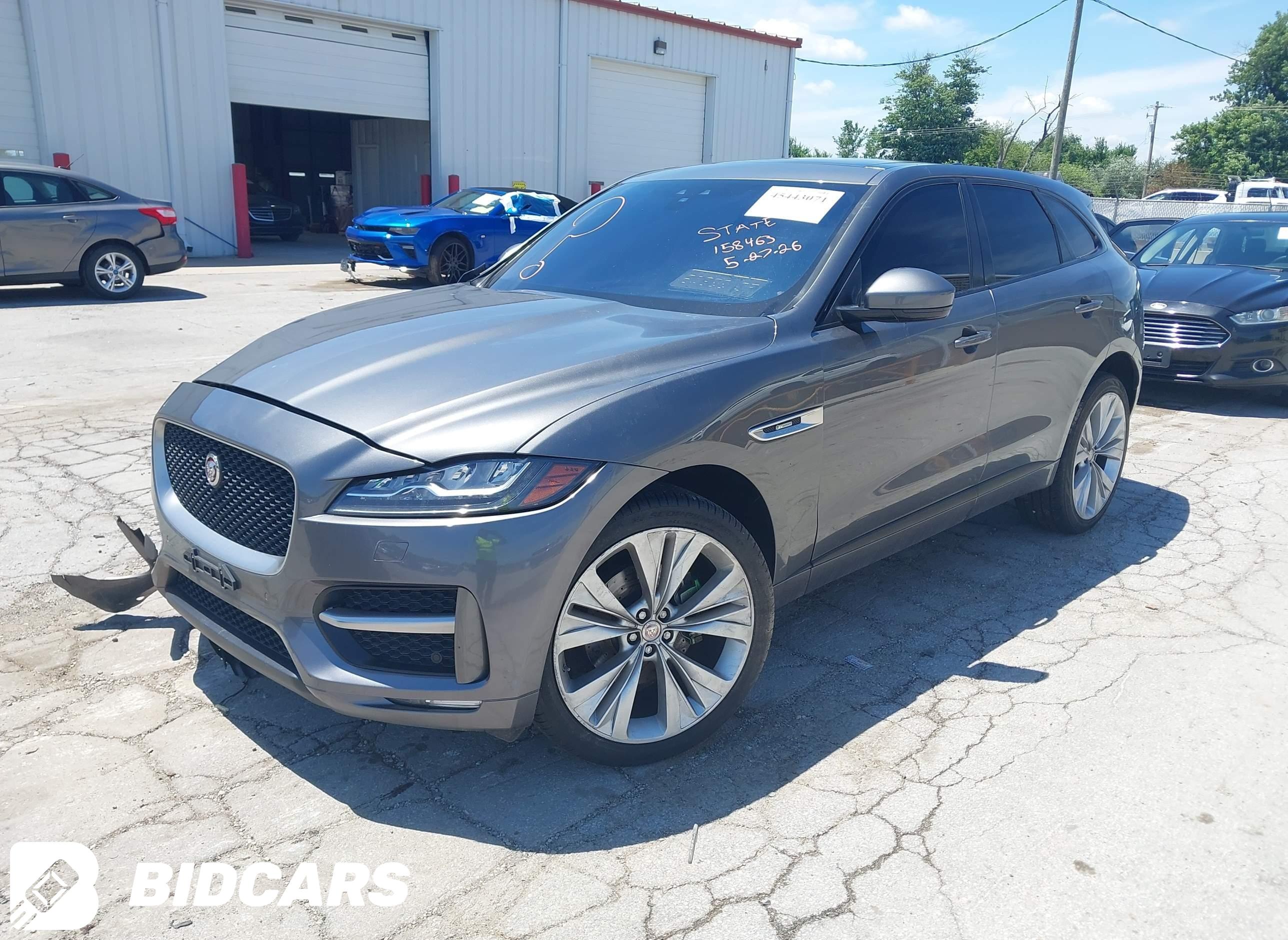 2017 Jaguar F-Pace, 35T R-Sport