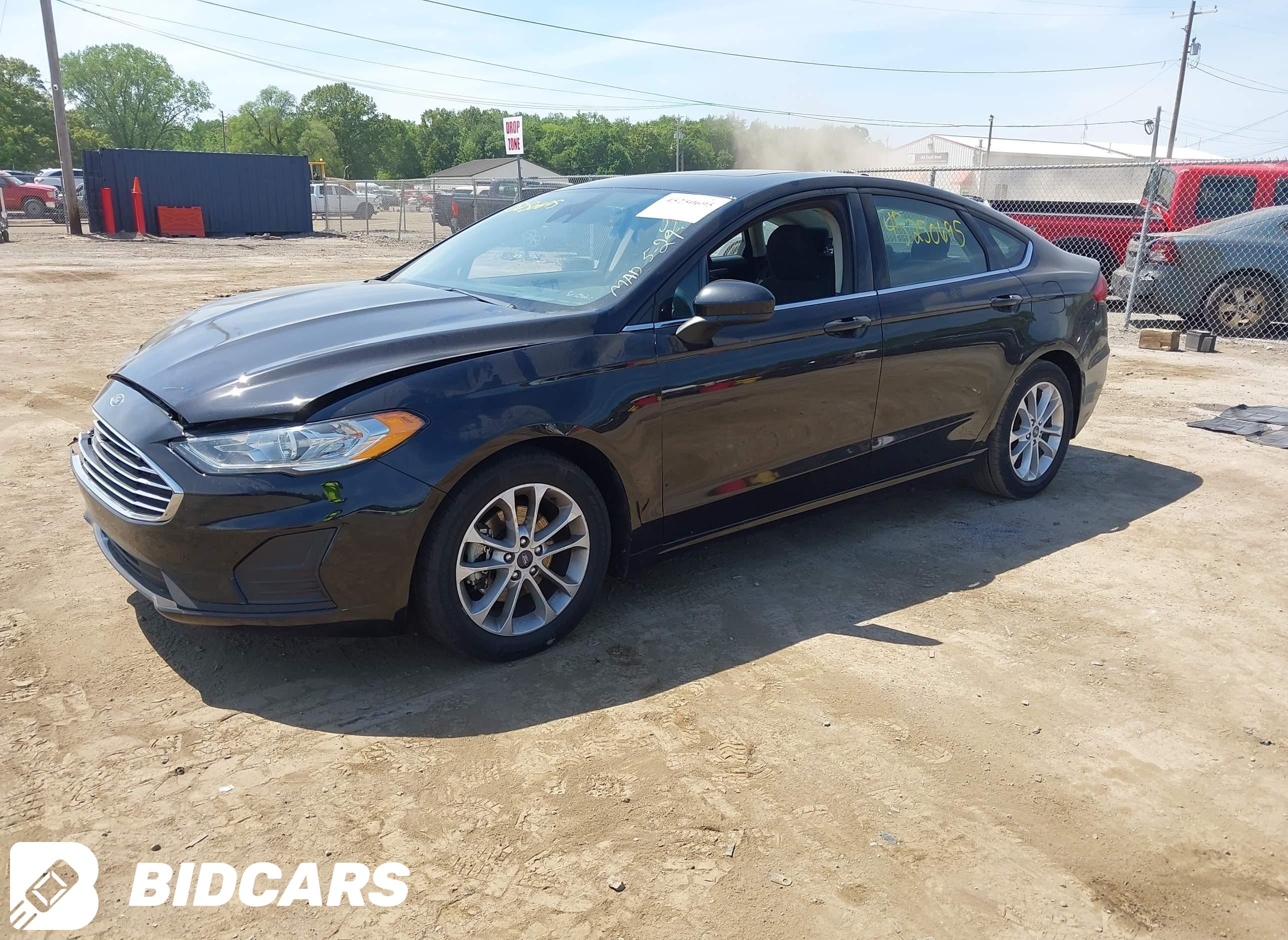 2020 Ford Fusion, SE