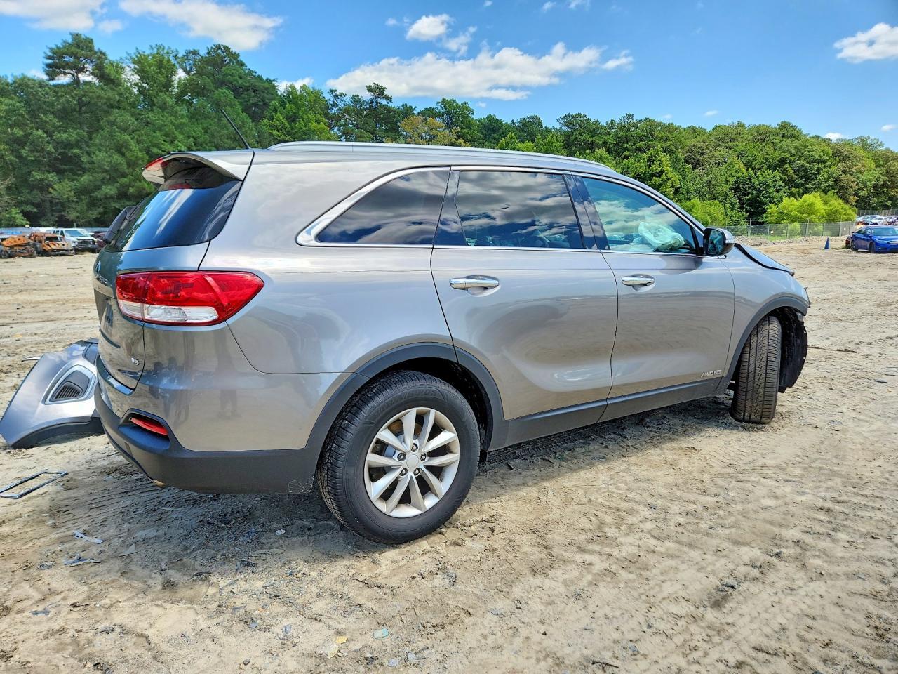 2017 KIA Sorento, Lx V6