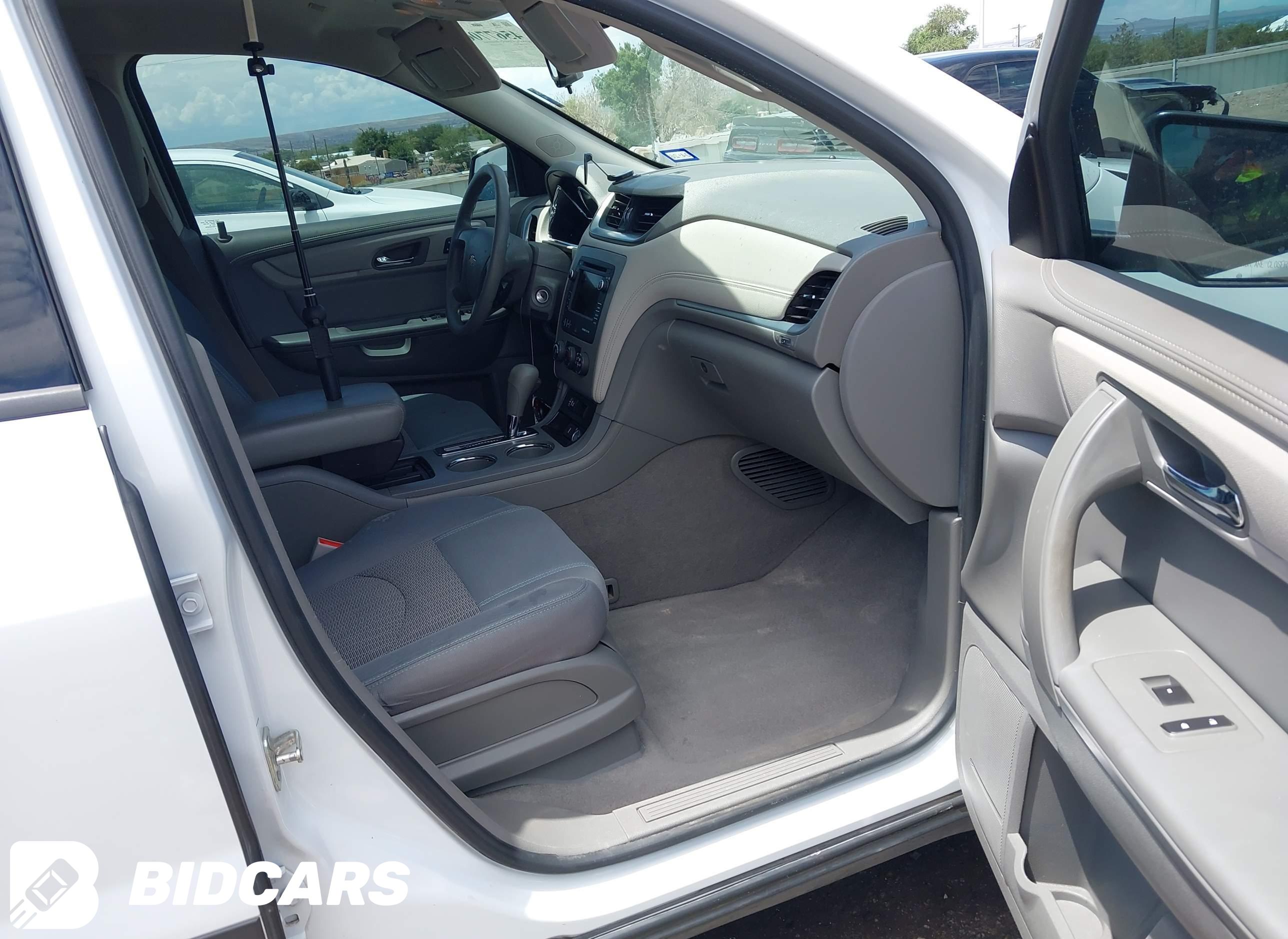 2017 Chevrolet Traverse, LS