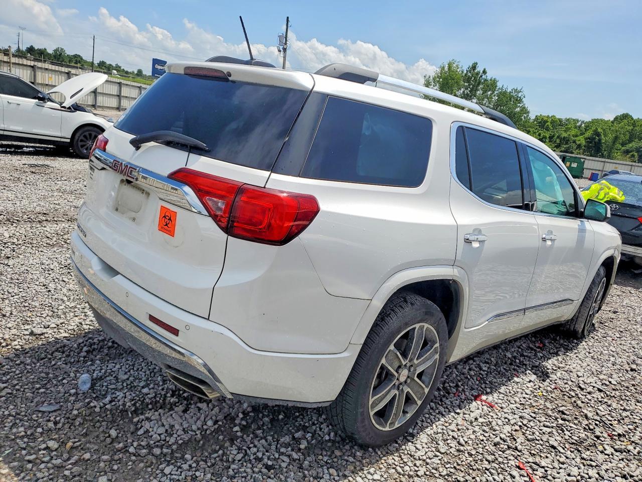 2017 GMC Acadia, Denali