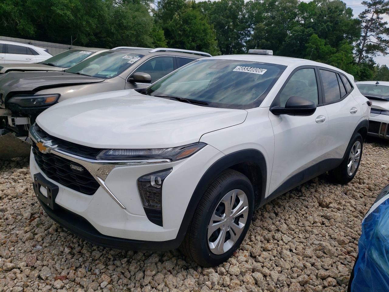 2025 Chevrolet Trax, LS