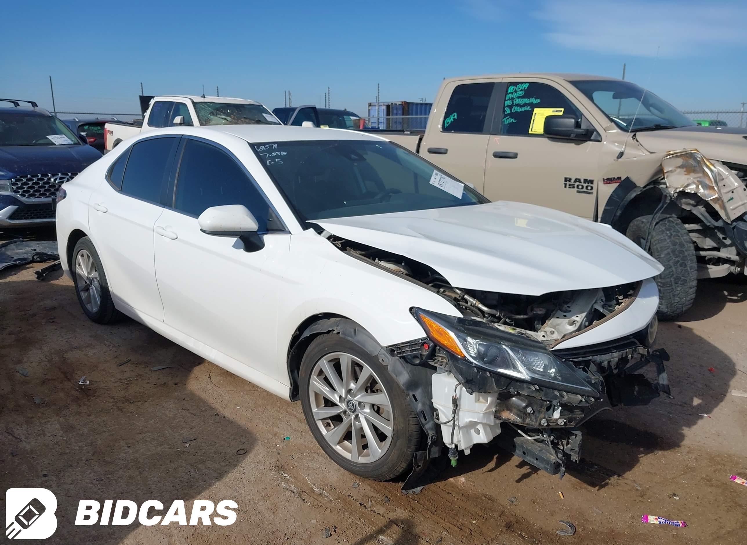 2021 Toyota Camry, LE