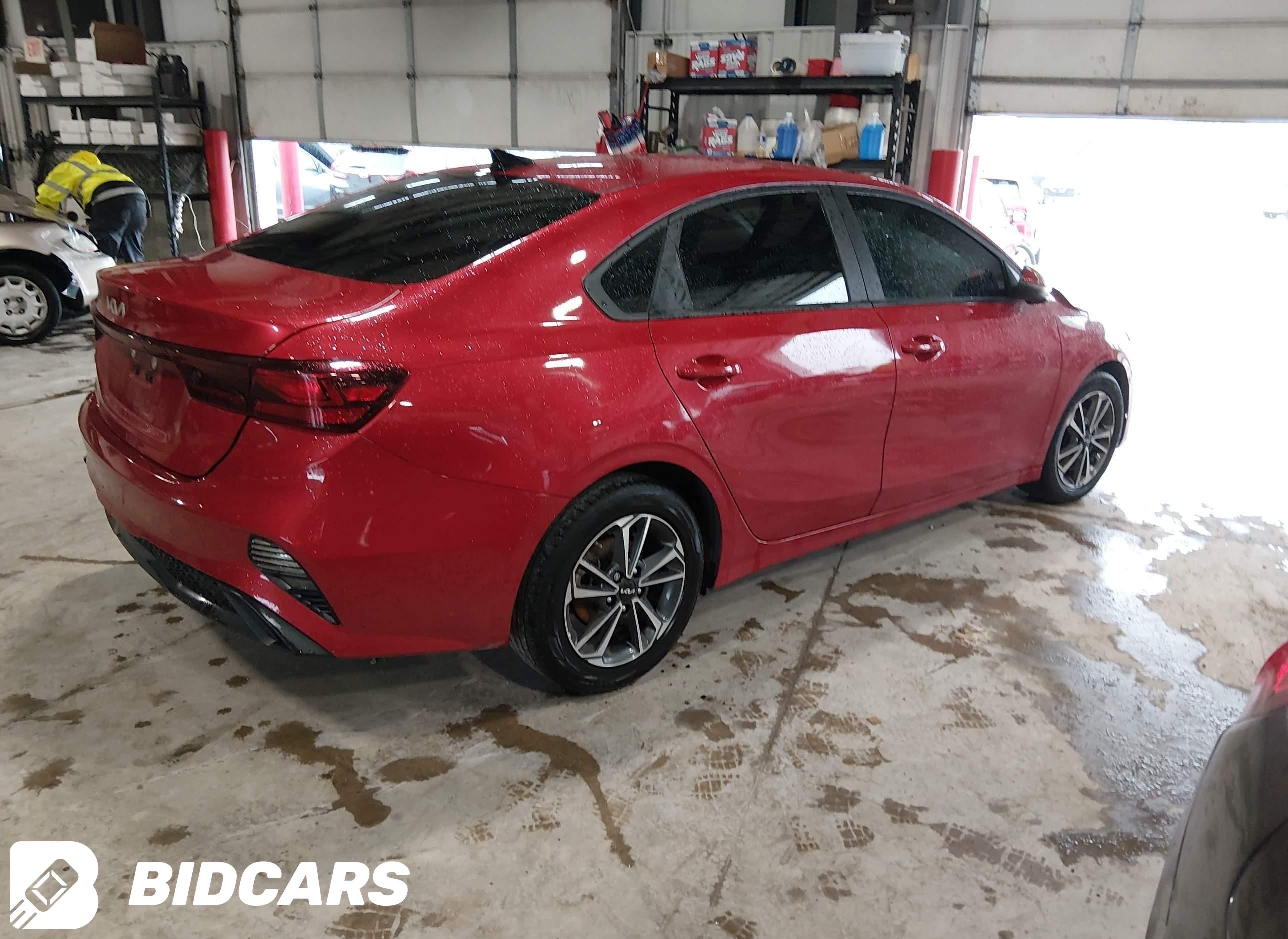 2023 KIA Forte, Lxs