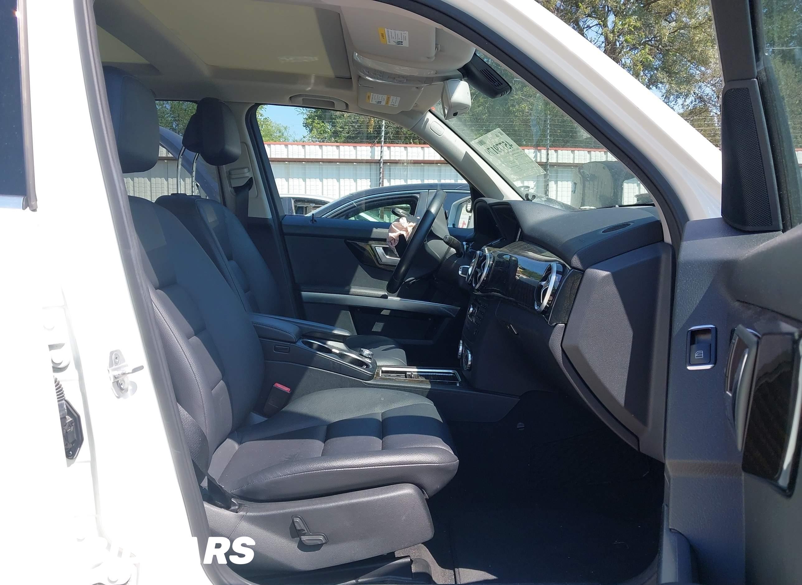 2015 Mercedes-Benz GLK 350, 4...