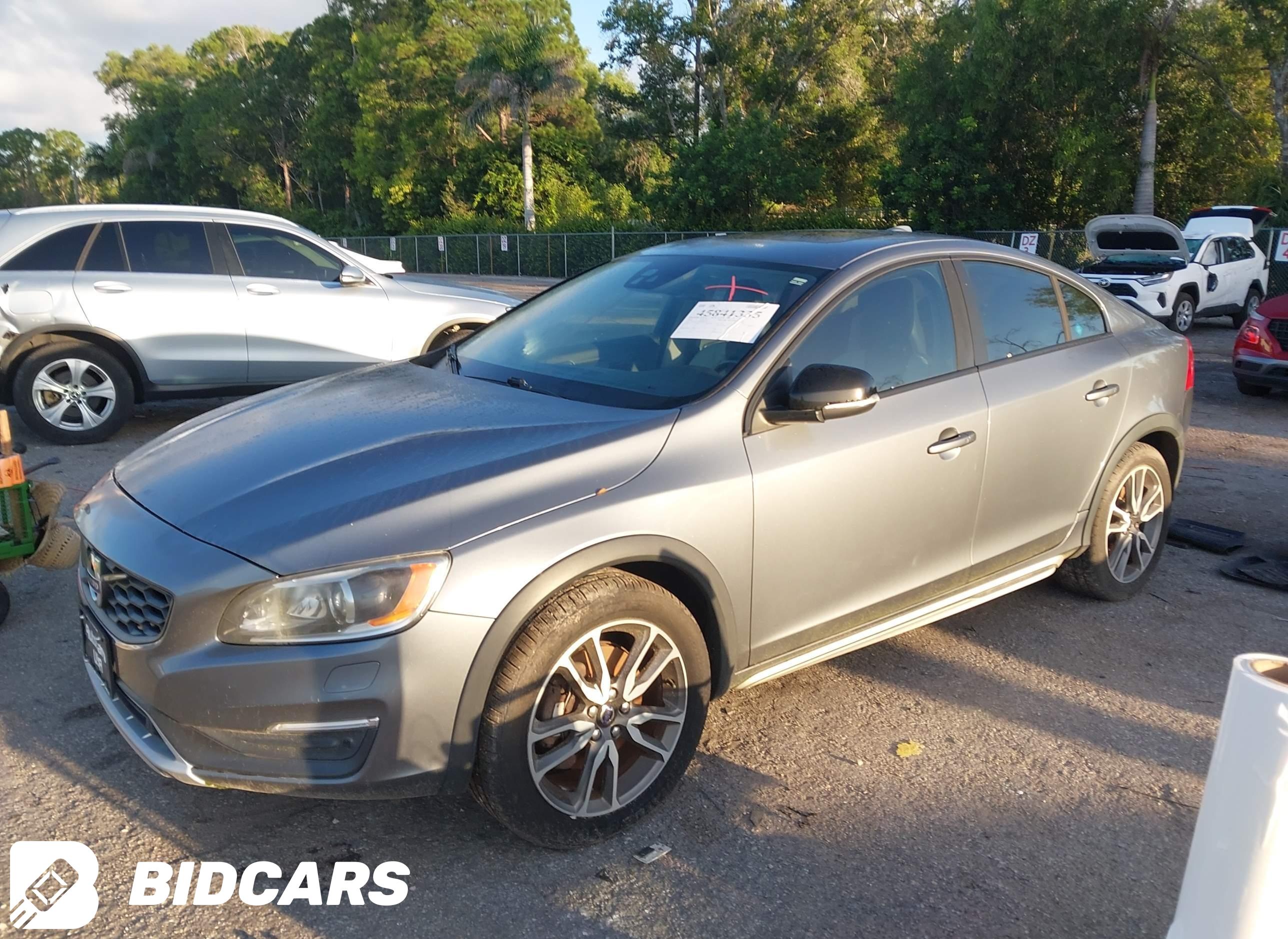 2016 Volvo S60, Cross Country...