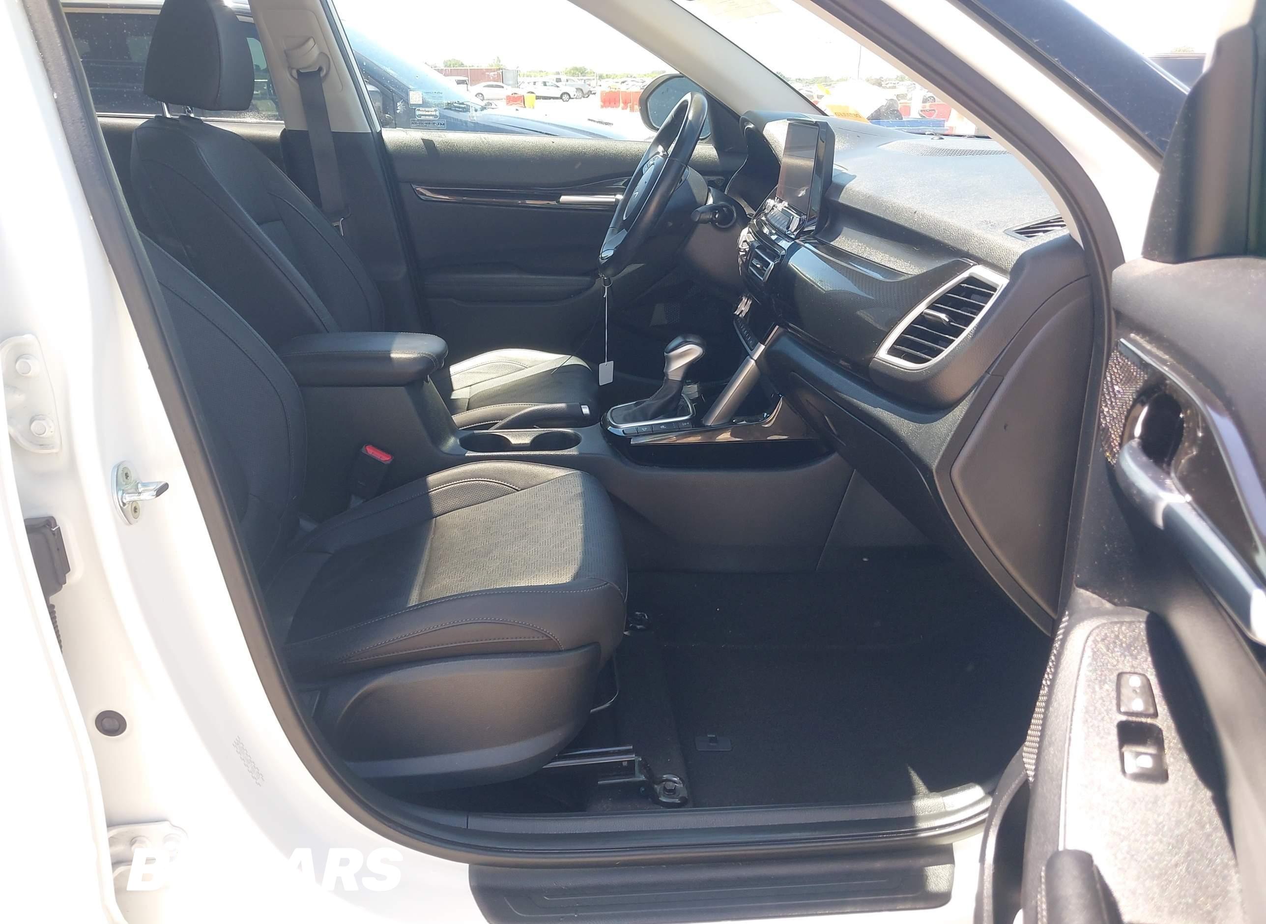 2023 KIA Seltos, EX