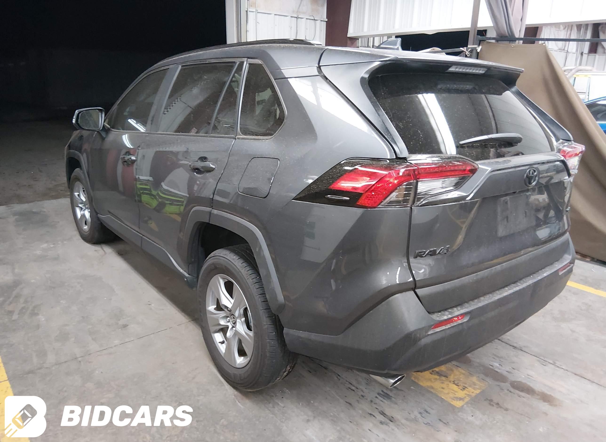 2025 Toyota RAV4, Xle