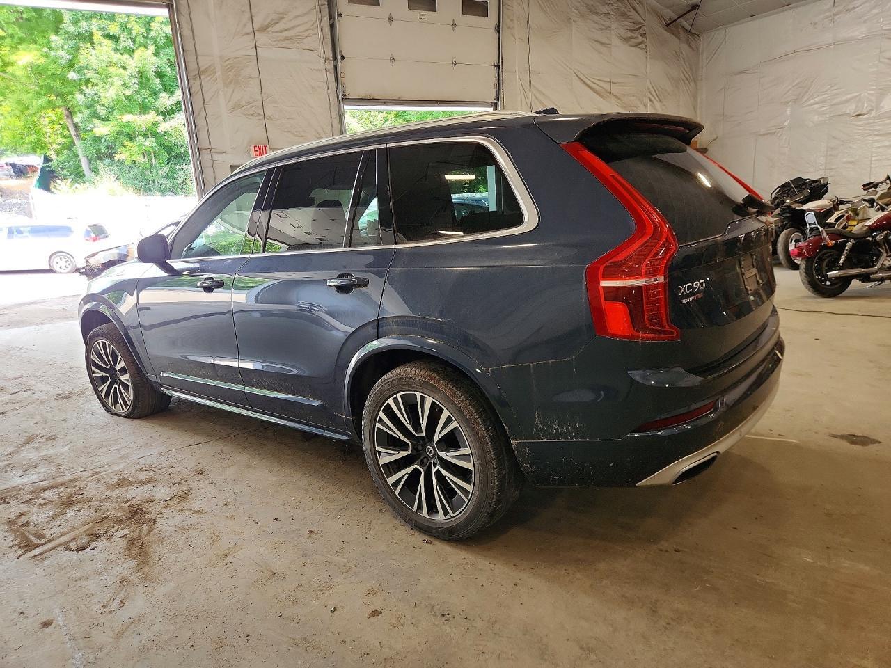 2020 Volvo XC90, T6 Momentum