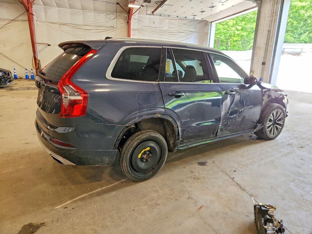 2020 Volvo XC90, T6 Momentum