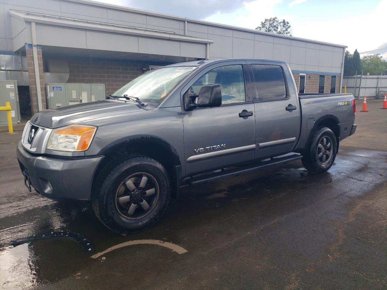 2015 Nissan Titan, Pro-4X