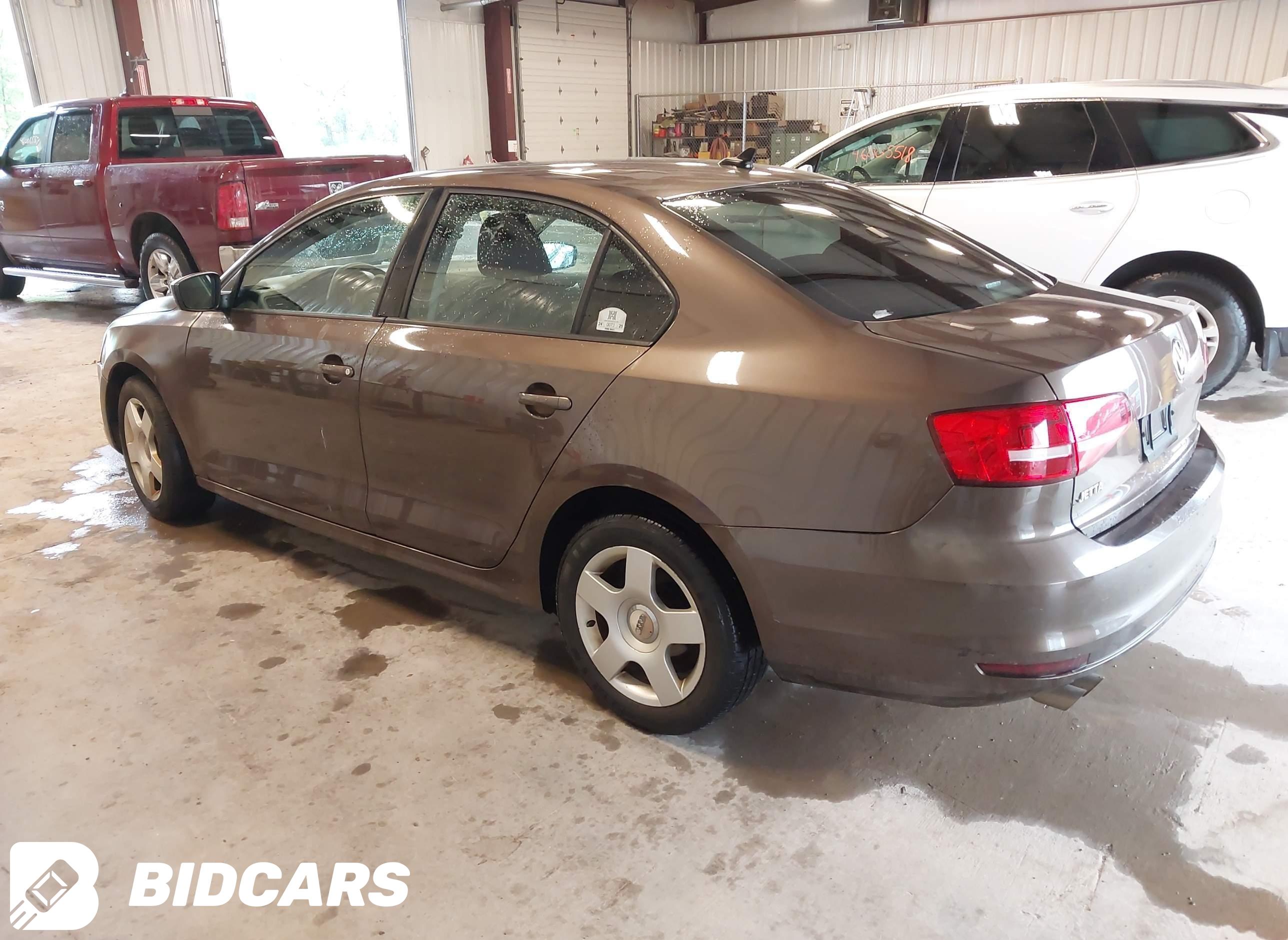 2015 Volkswagen Jetta, 2.0L S