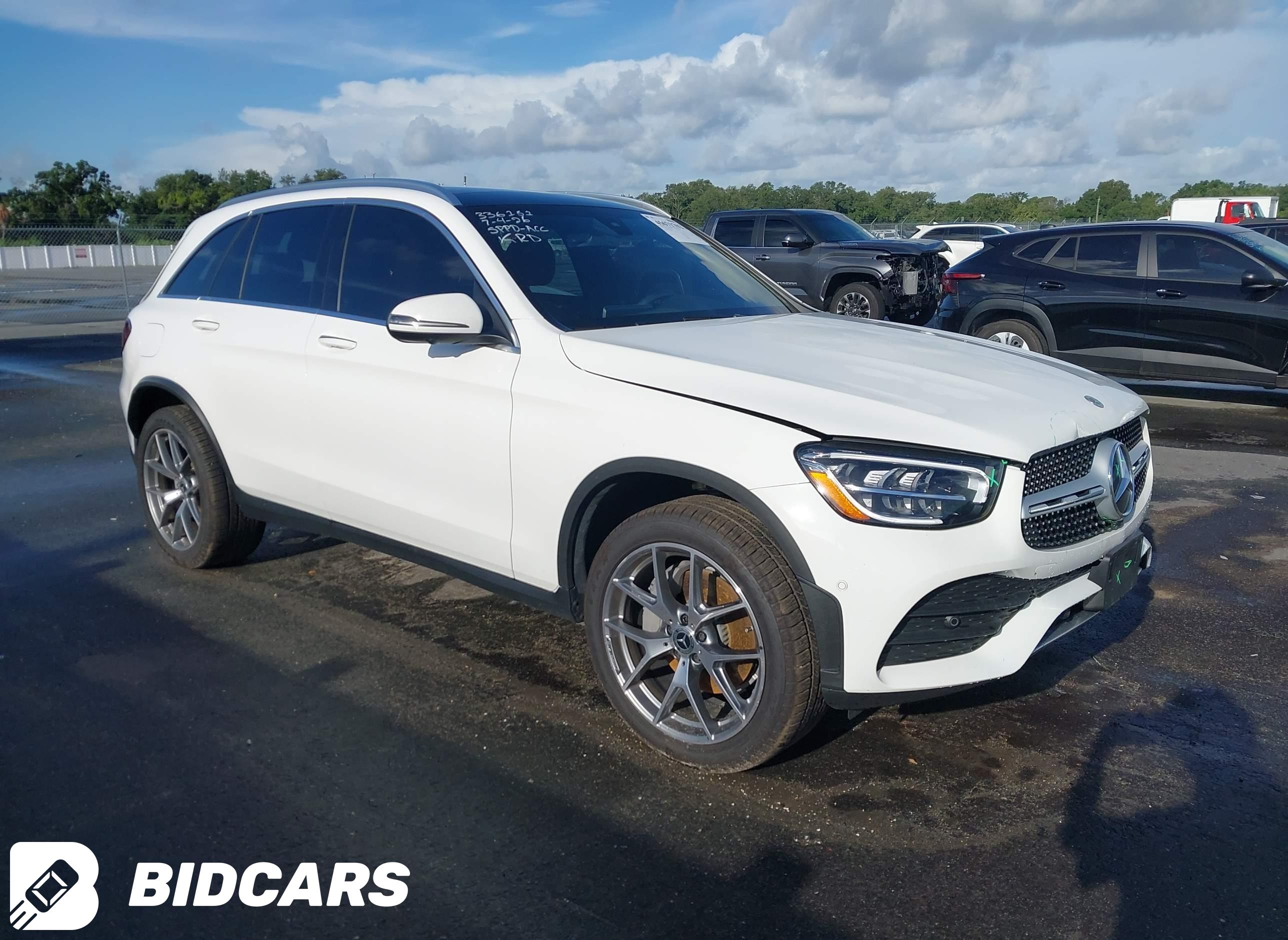 2021 Mercedes-Benz GLC 300, 4...