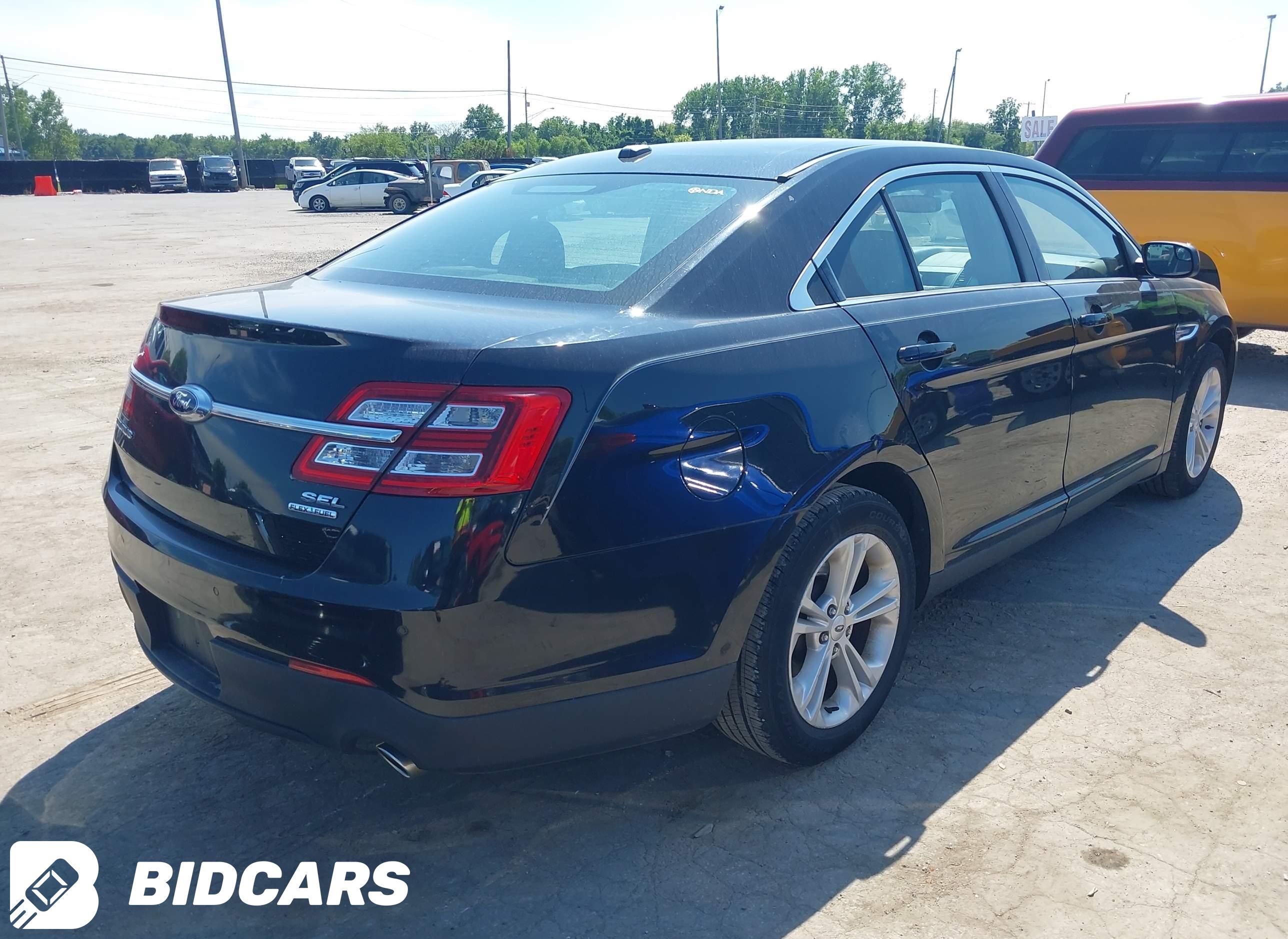 2016 Ford Taurus, Sel