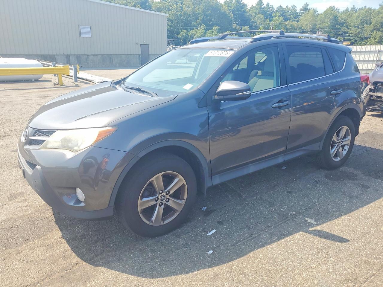 2015 Toyota RAV4, Xle