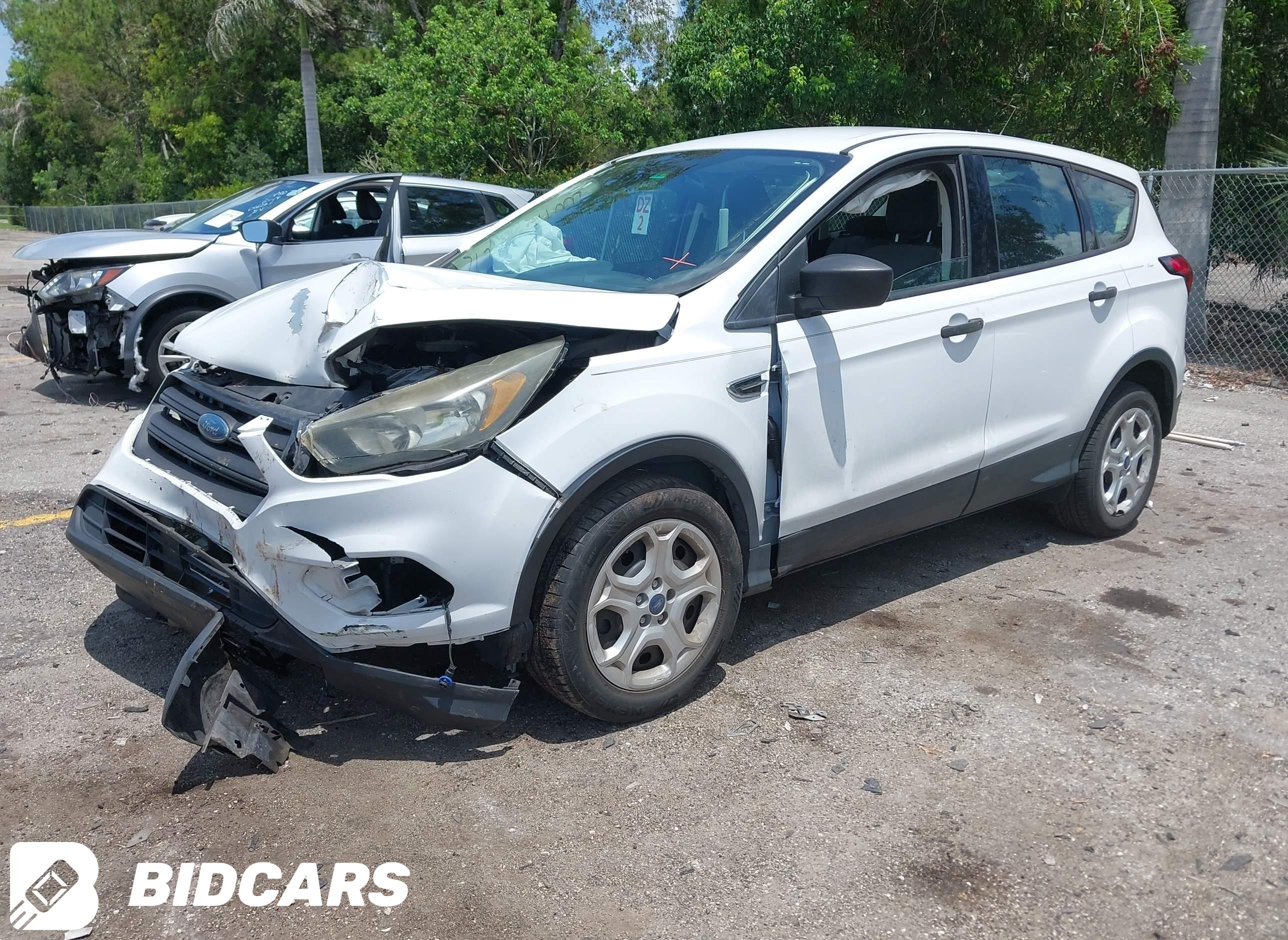 2019 Ford Escape, S