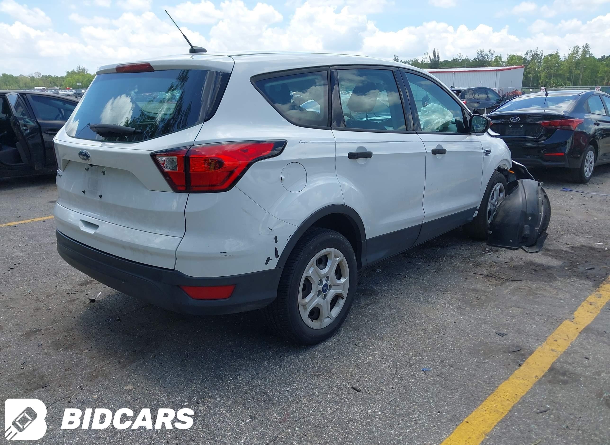 2019 Ford Escape, S