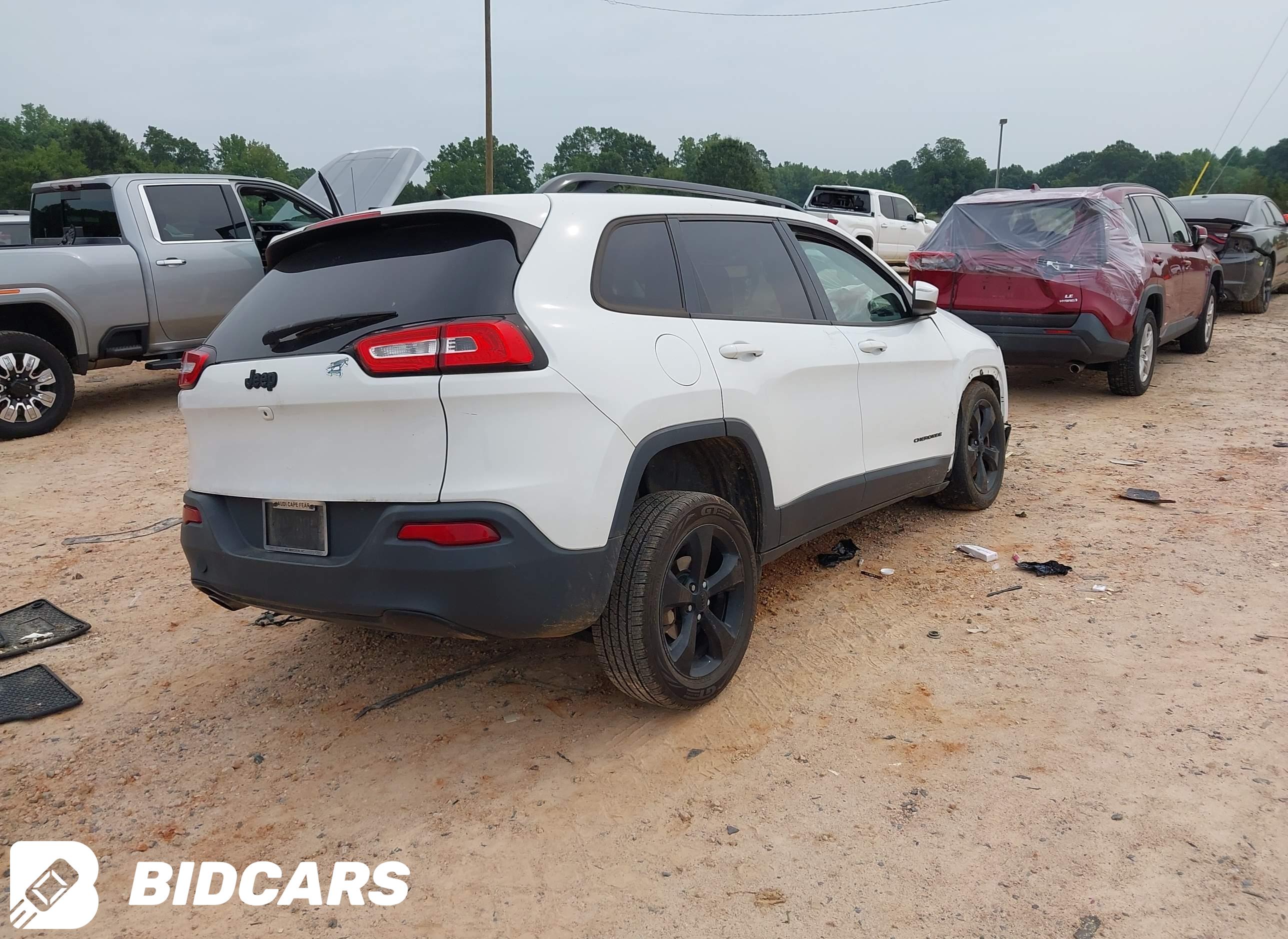 2016 Jeep Cherokee, Altitude