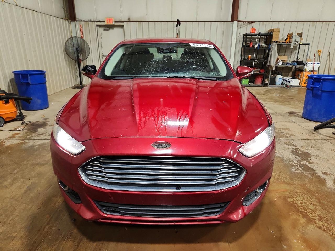 2016 Ford Fusion, SE