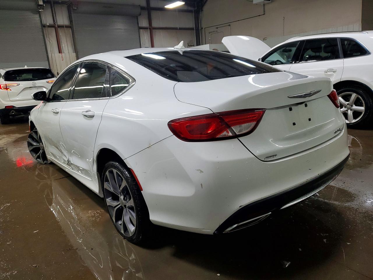2015 Chrysler 200, C