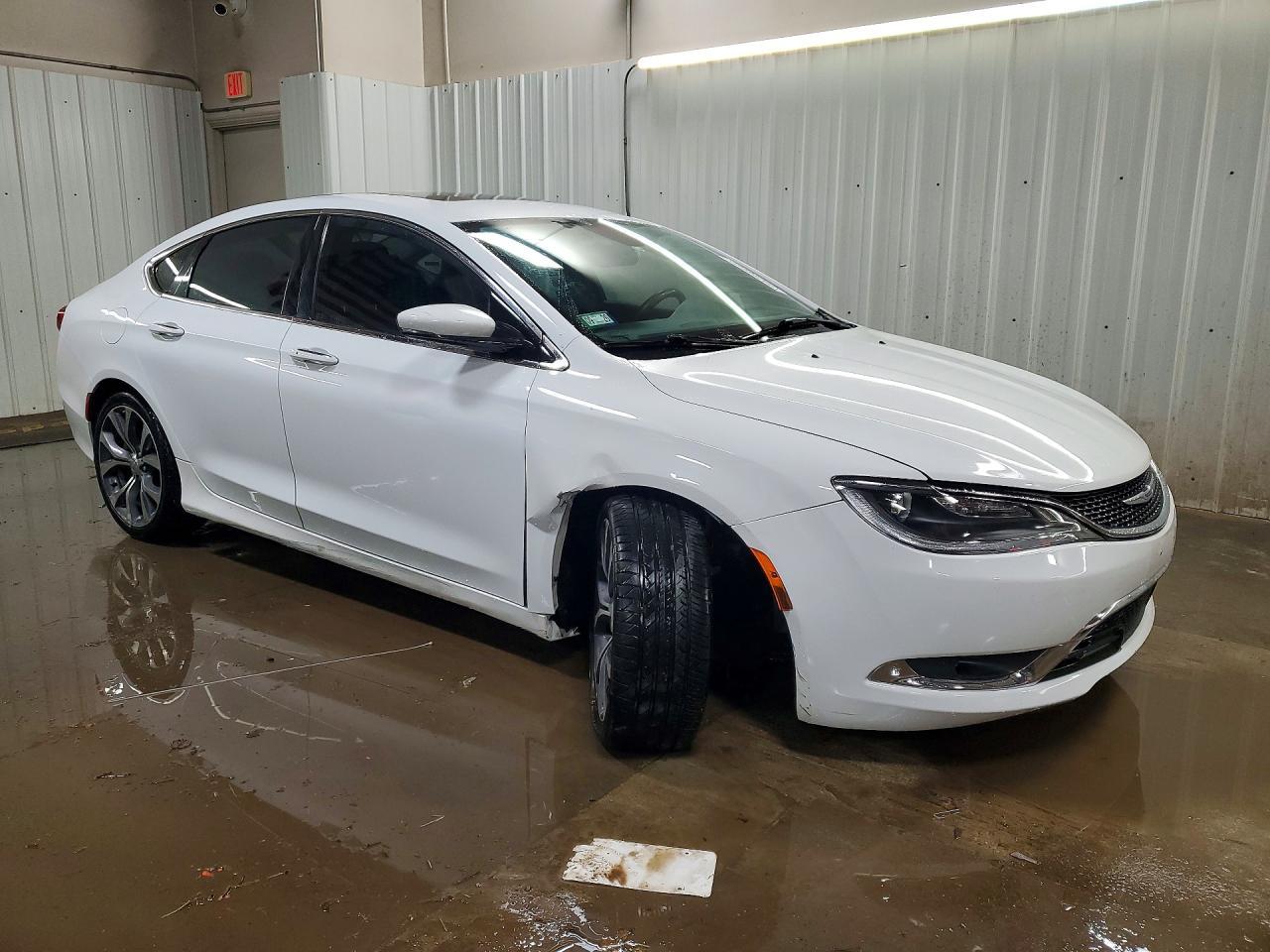 2015 Chrysler 200, C
