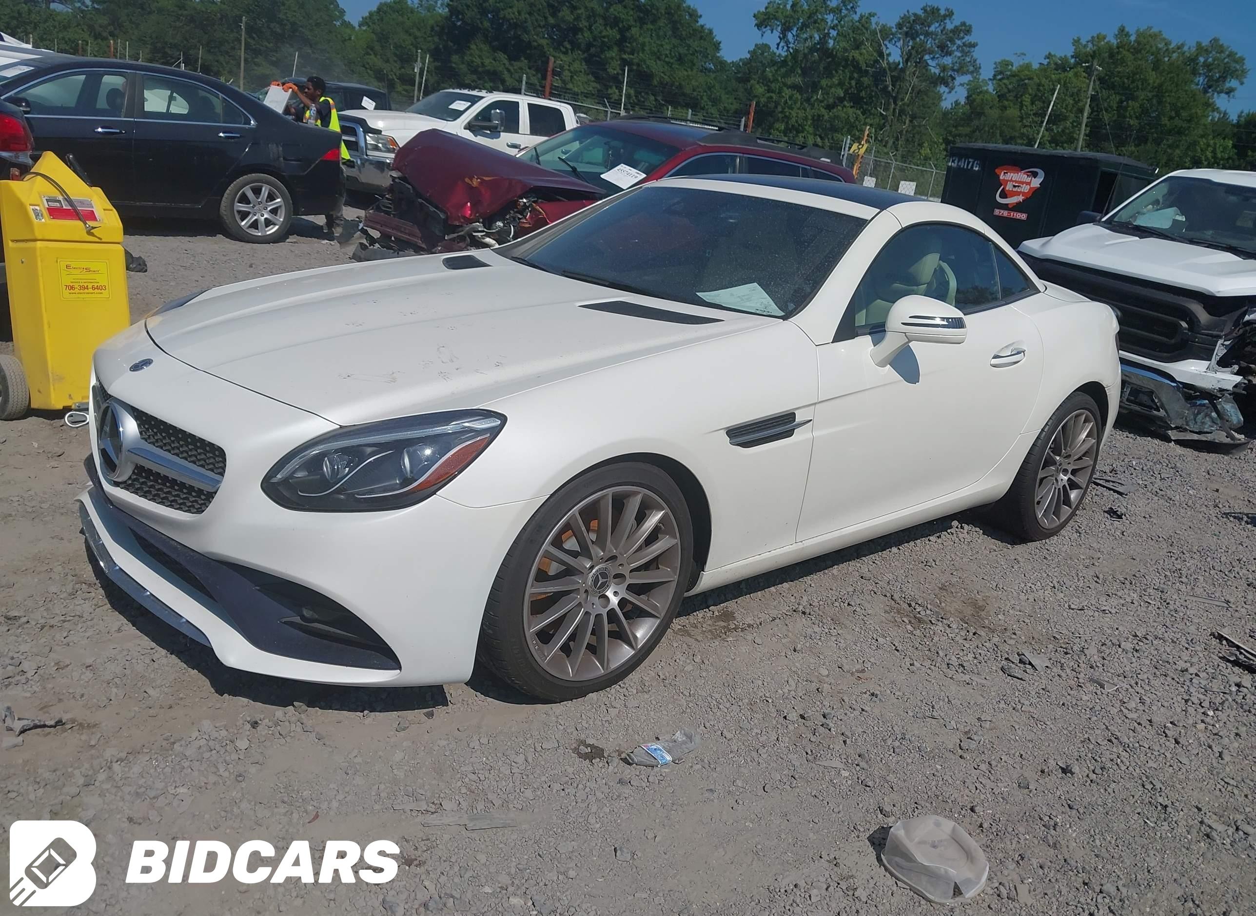 2019 Mercedes-Benz SLC 300