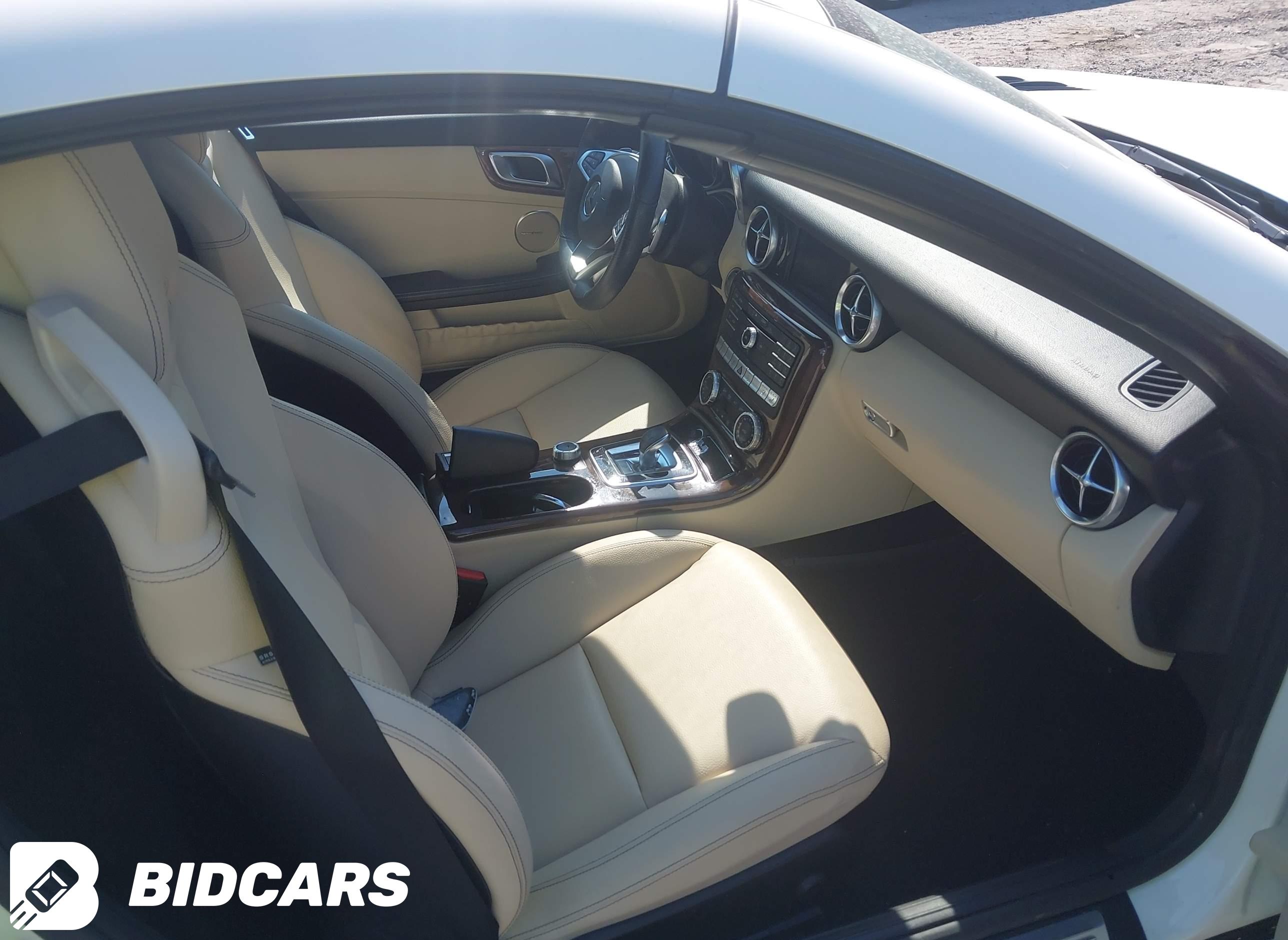 2019 Mercedes-Benz SLC 300