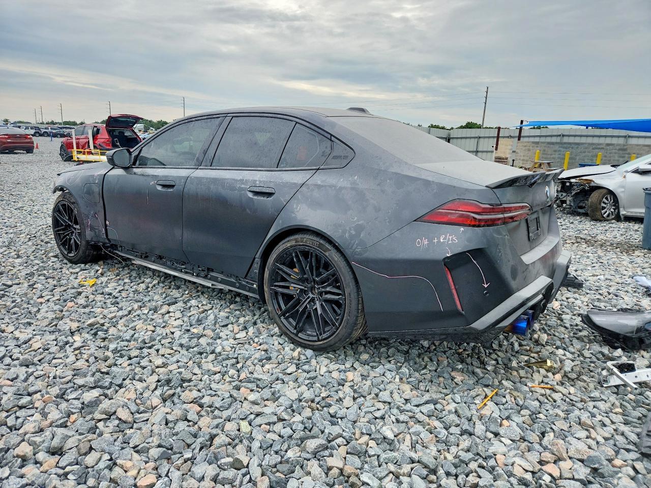2025 BMW M5