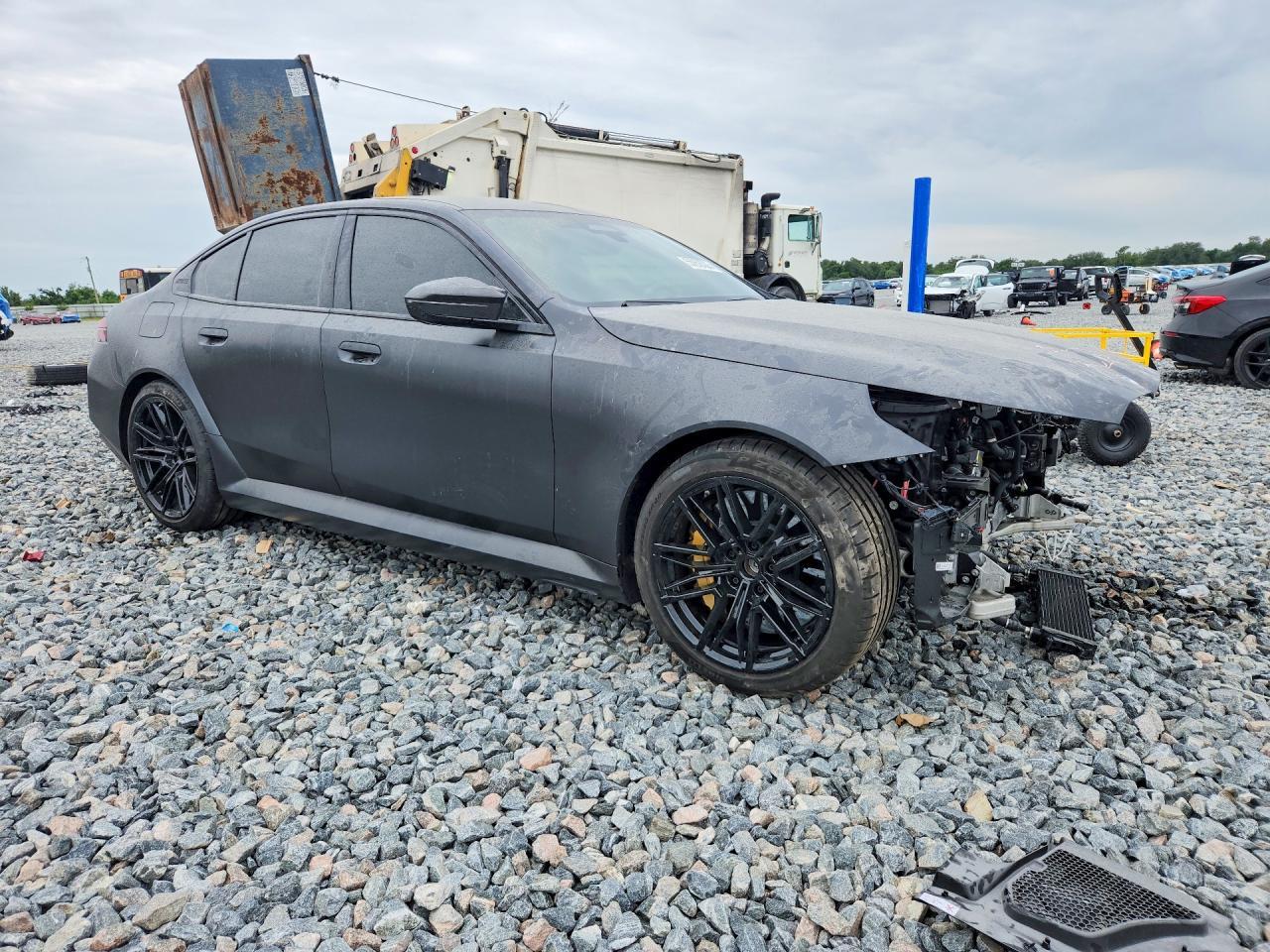 2025 BMW M5