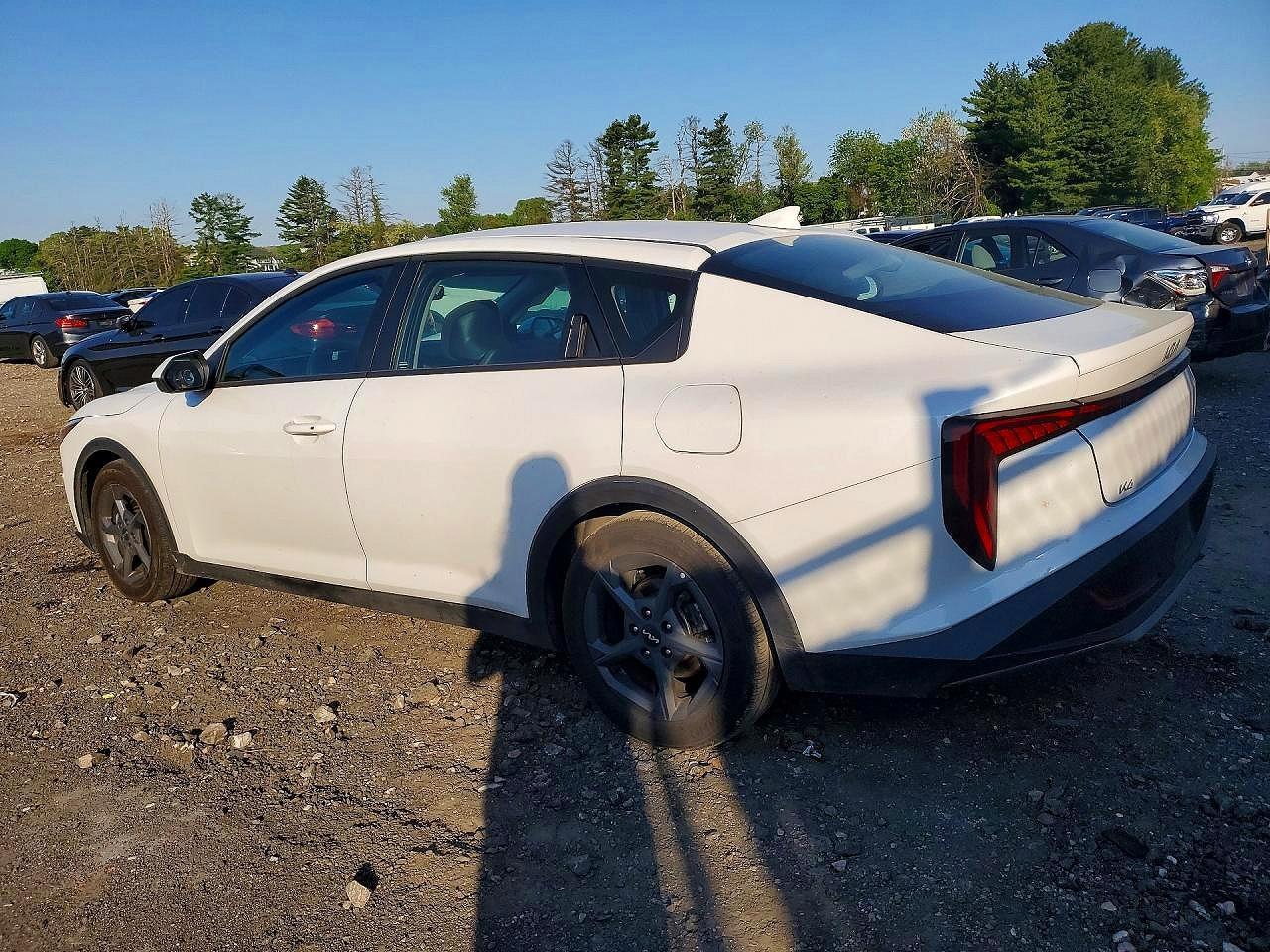 2025 KIA K4, Lxs