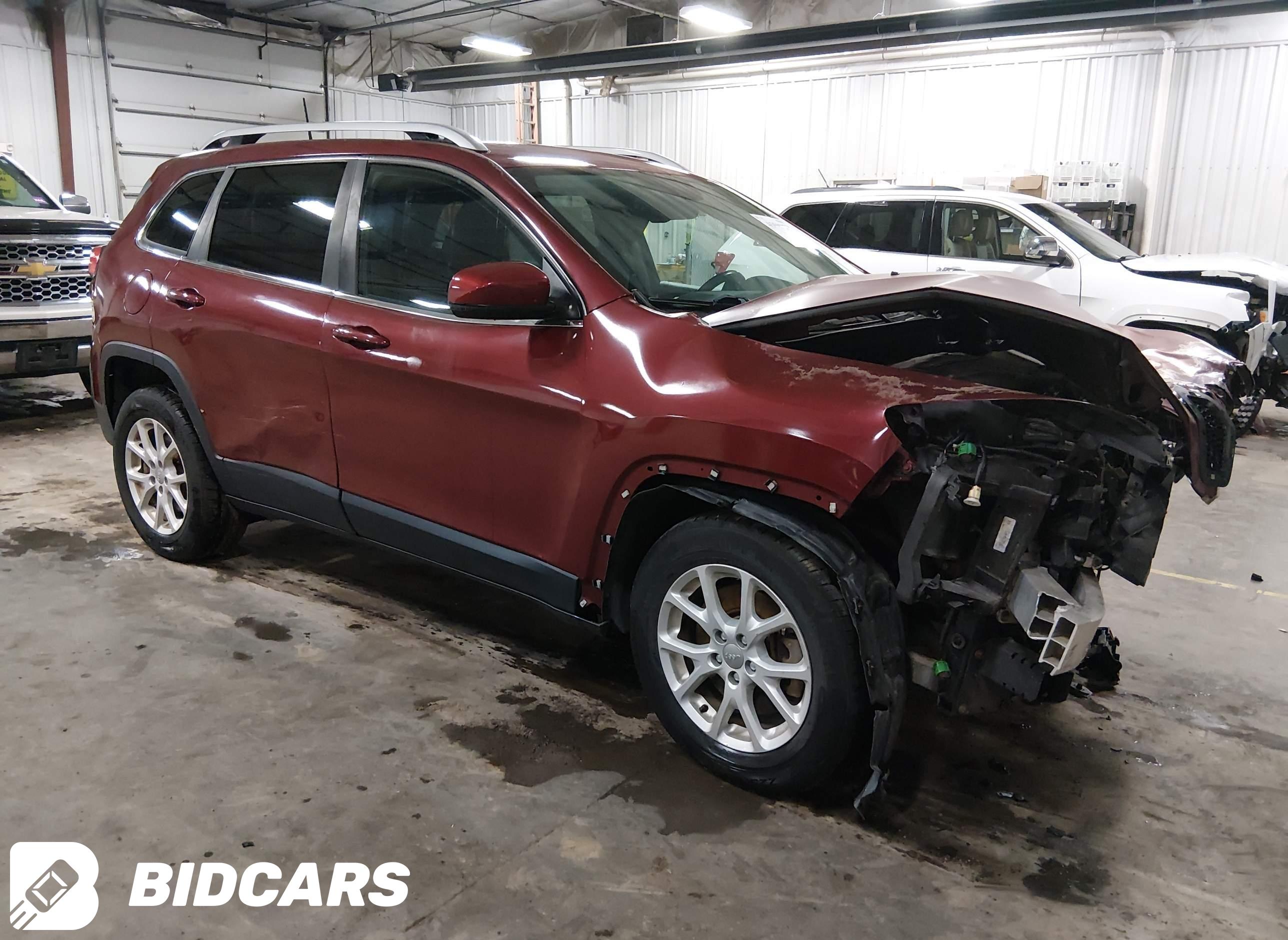 2016 Jeep Cherokee, Latitude