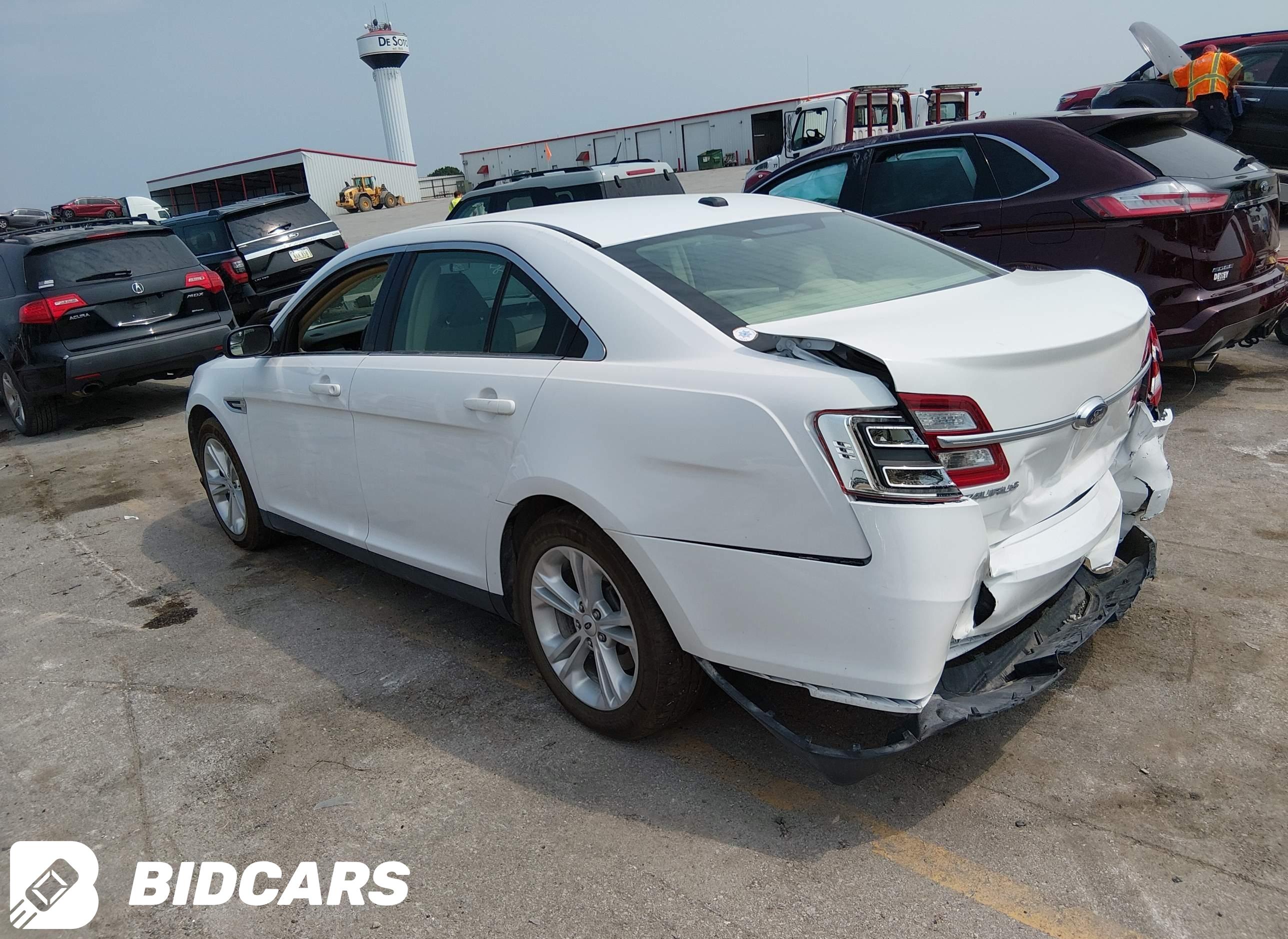 2018 Ford Taurus, SE
