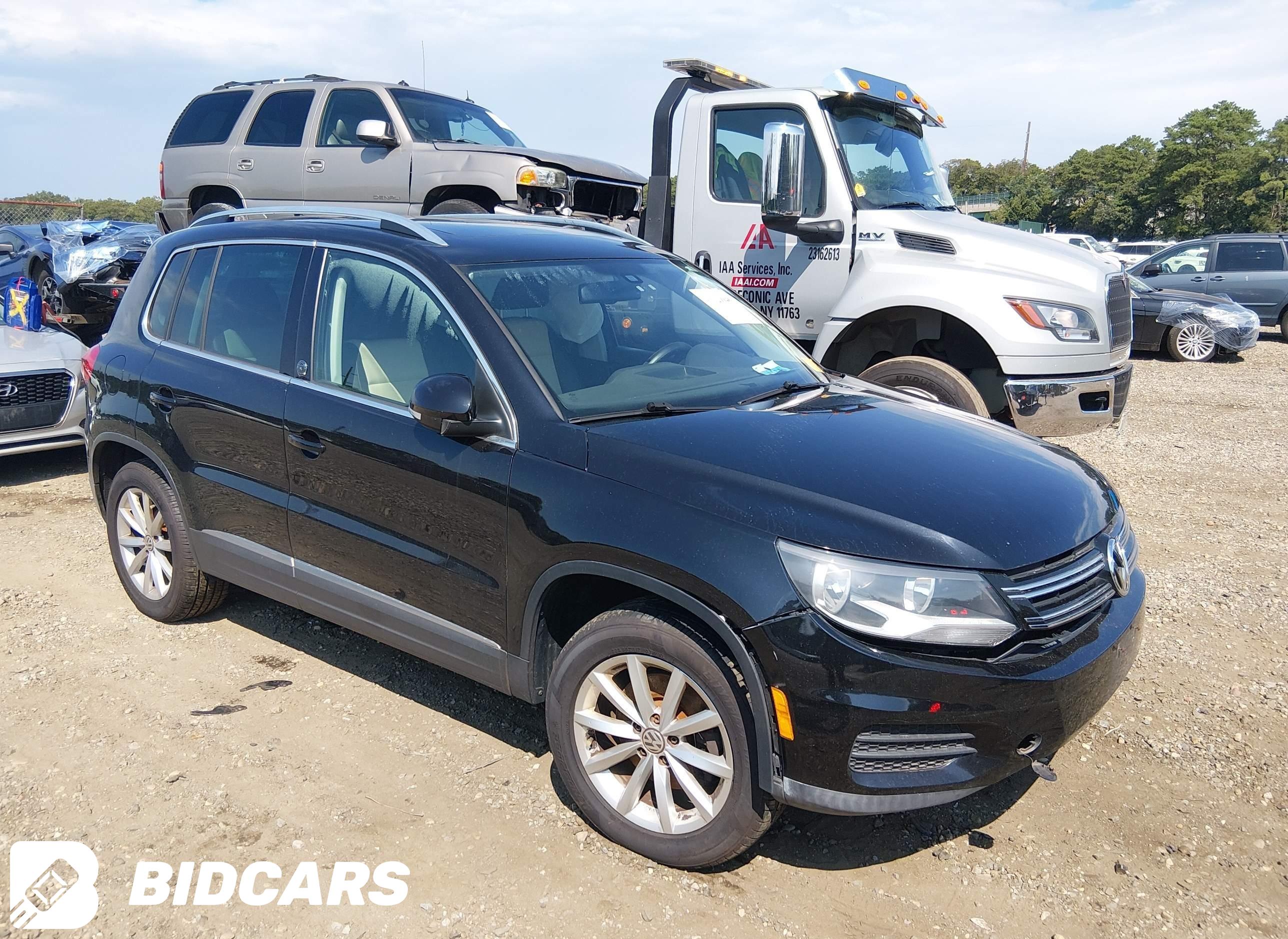 2017 Volkswagen Tiguan, 2.0T...