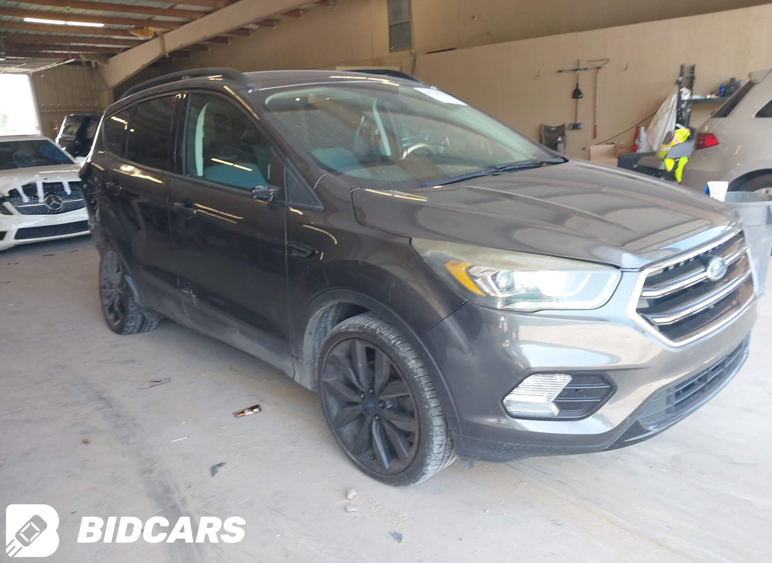 2017 Ford Escape, Titanium