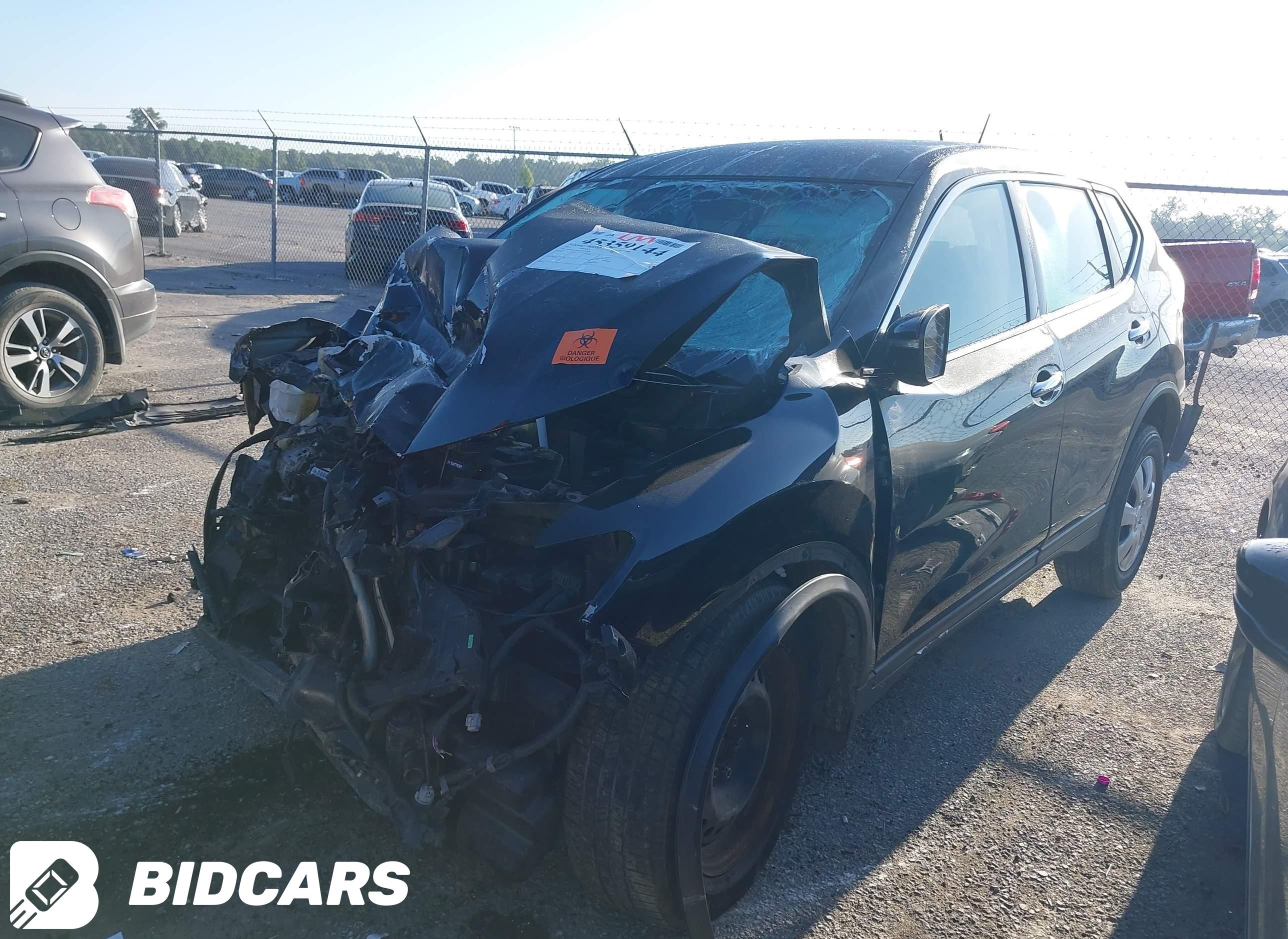 2015 Nissan Rogue, S
