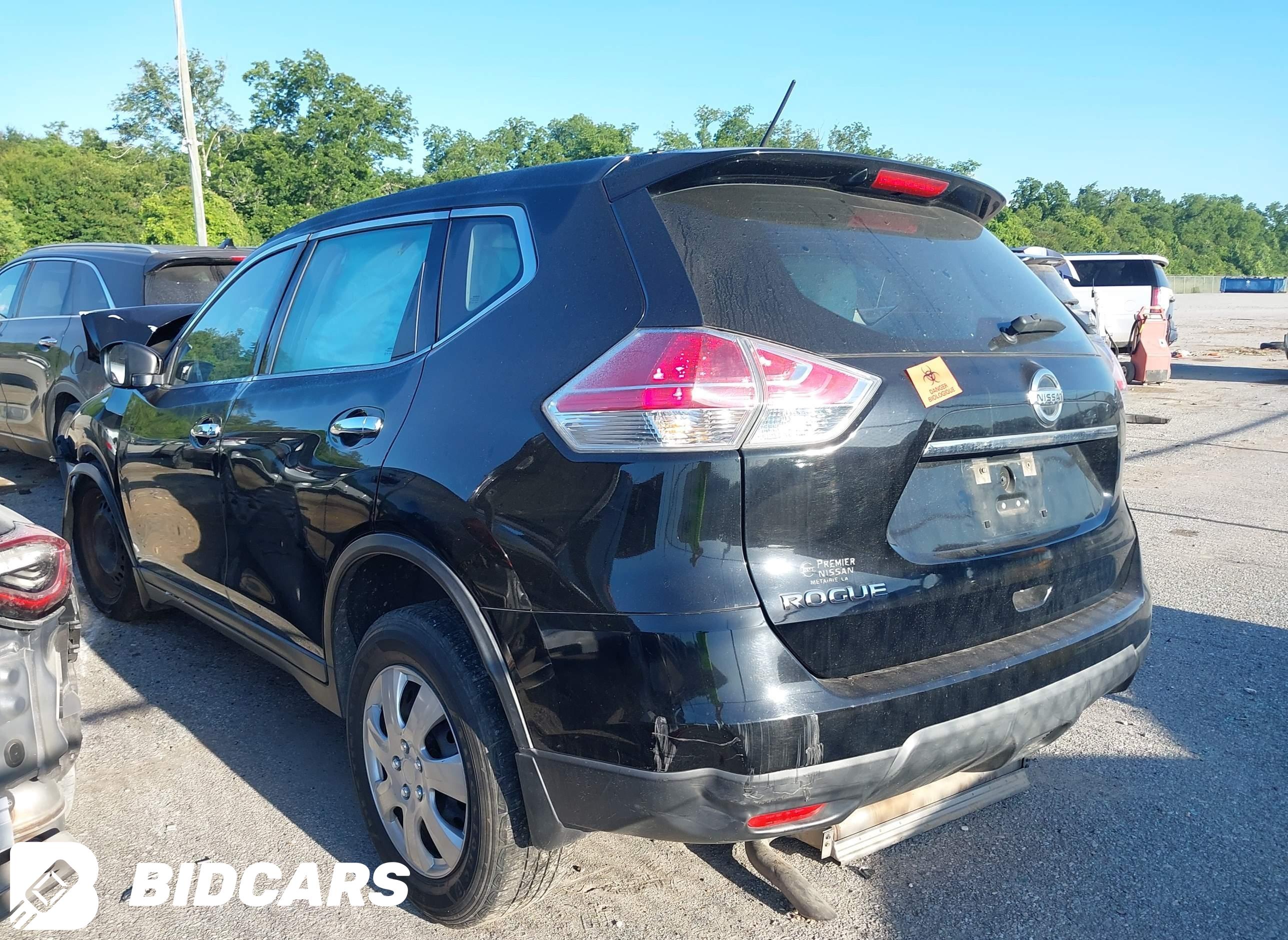 2015 Nissan Rogue, S