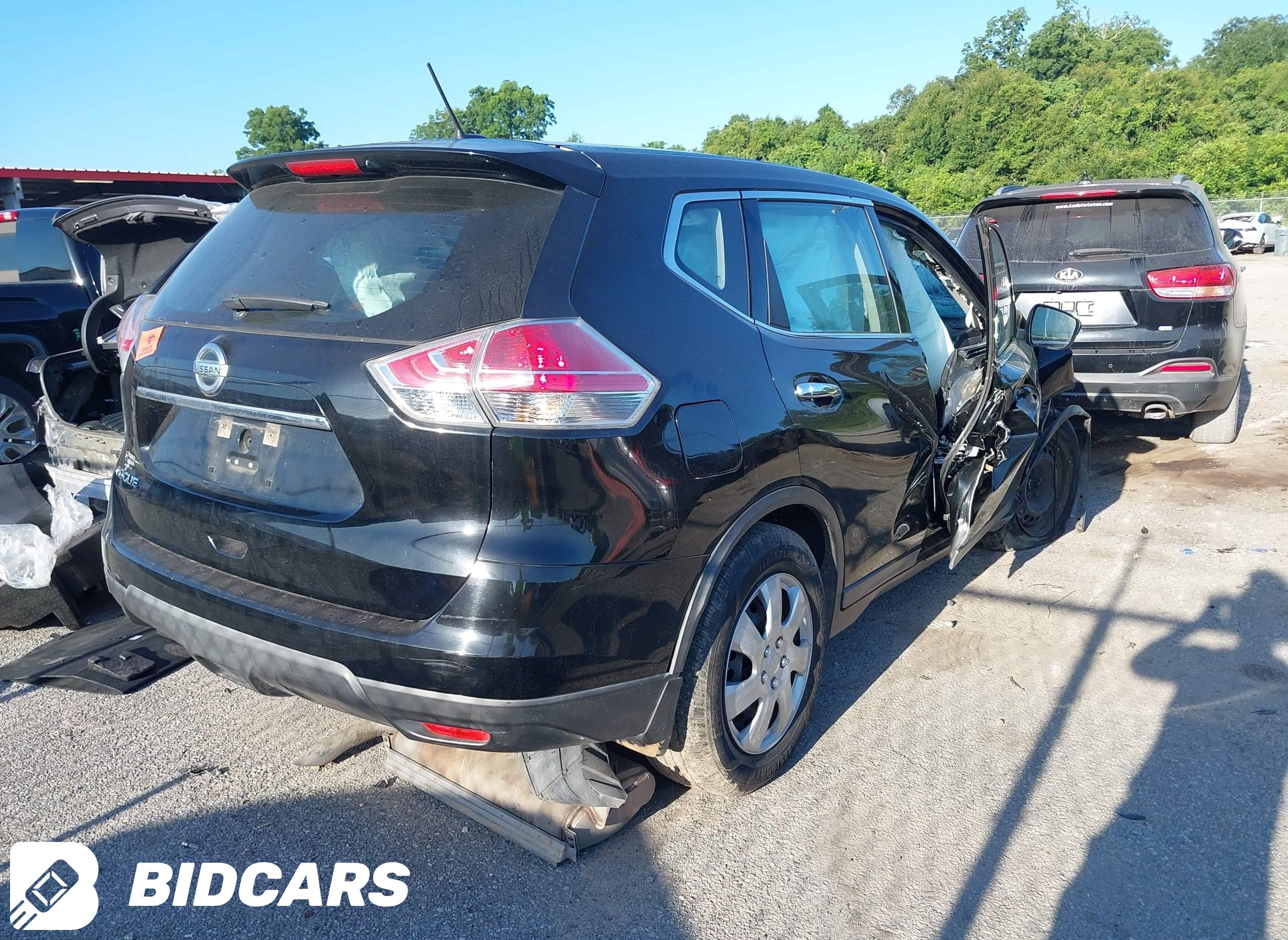 2015 Nissan Rogue, S