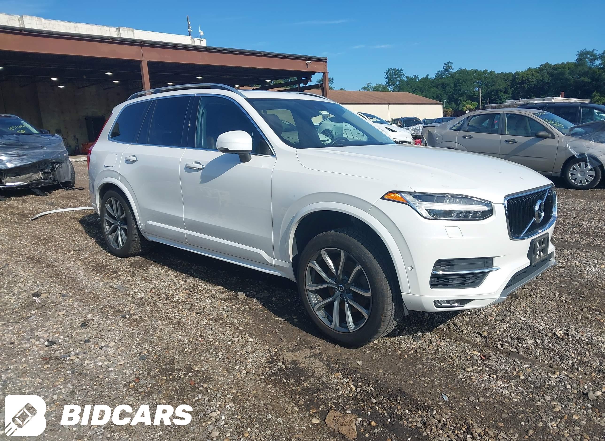 2019 Volvo XC90, T6 Momentum