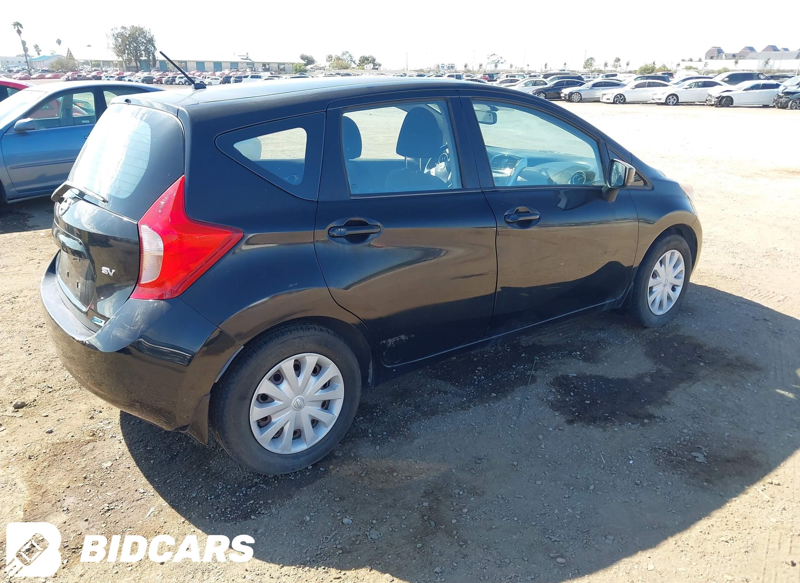2015 Nissan Versa, Note SV
